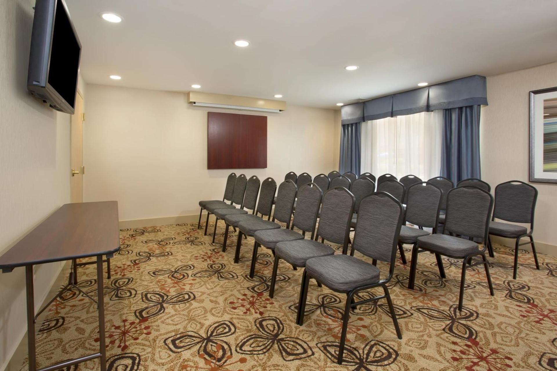 Holiday Inn Express Berea by IHG photo 24