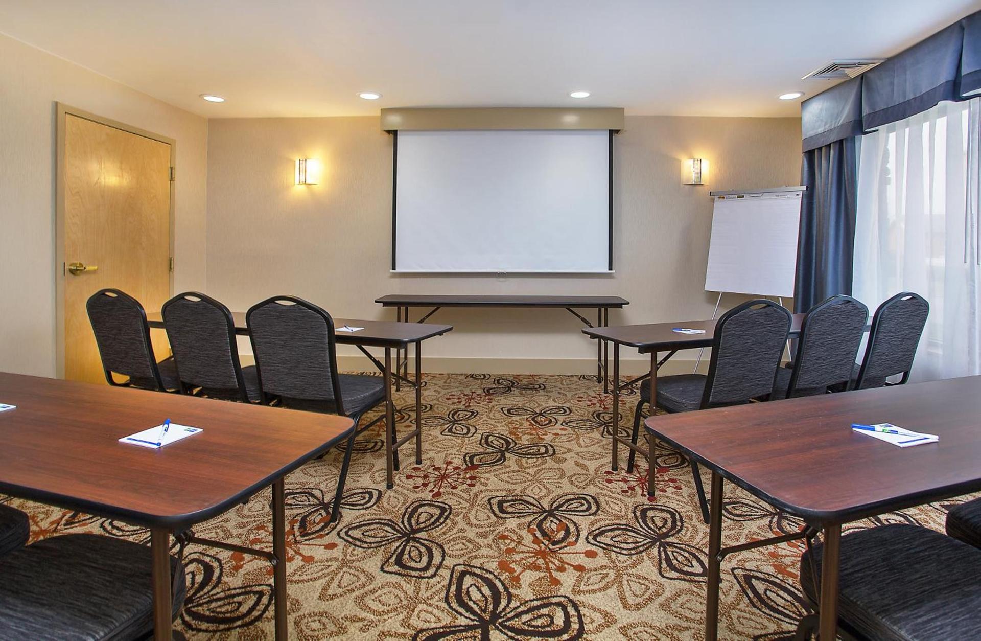 Holiday Inn Express Berea by IHG photo 21