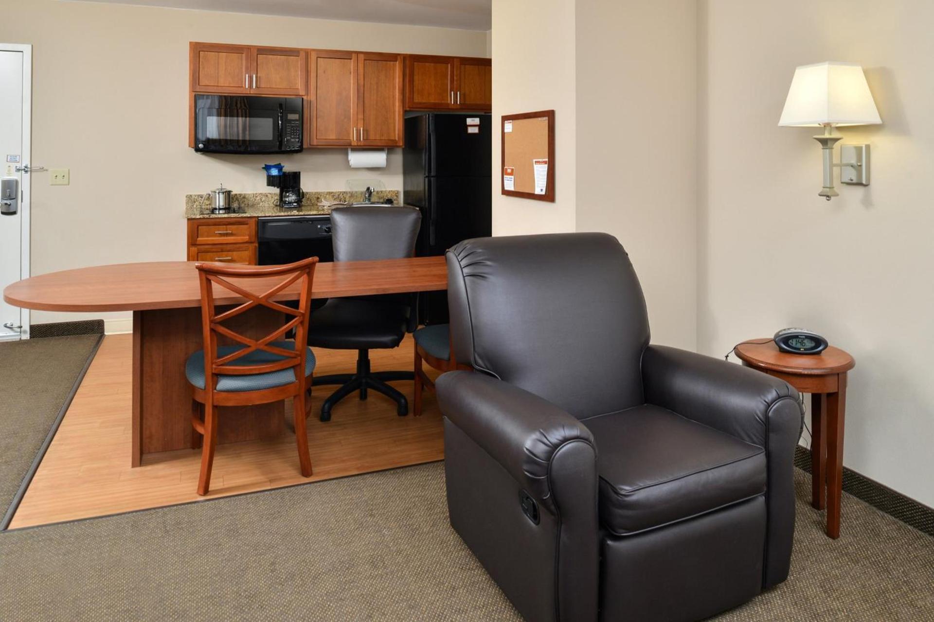 Candlewood Suites Chambersburg by IHG photo 15
