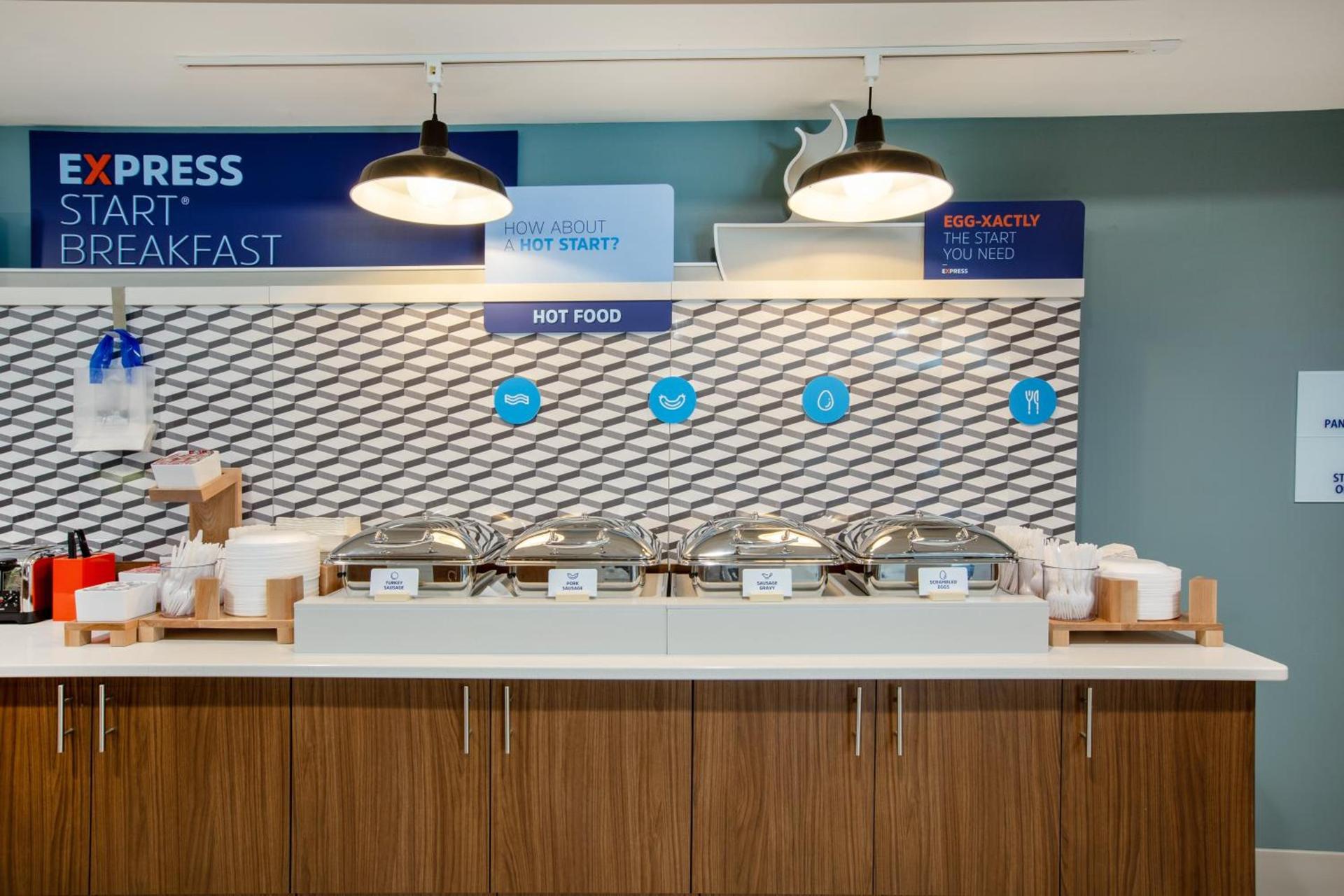Holiday Inn Express Hastings by IHG photo 31