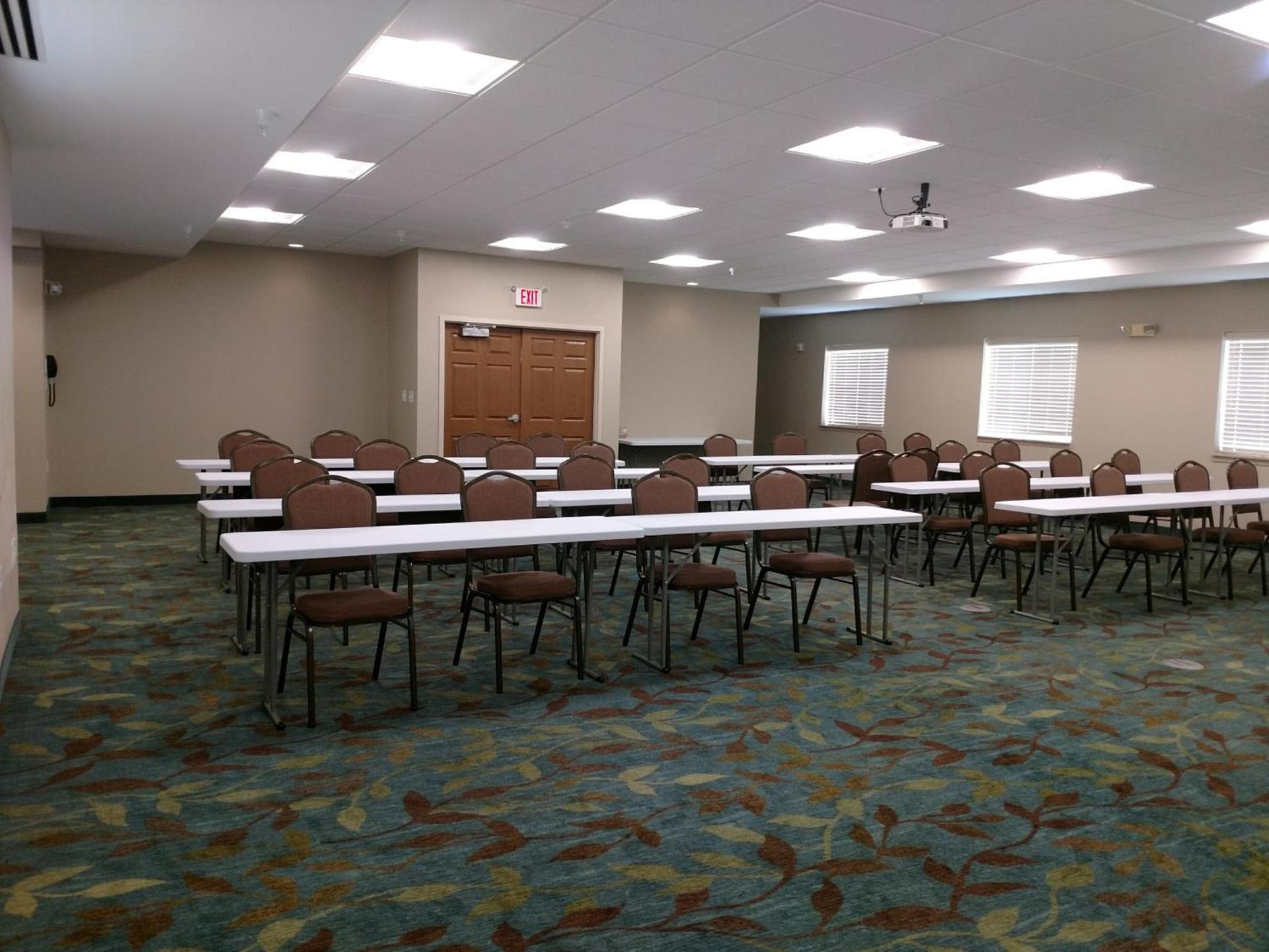 Candlewood Suites Indianapolis Northwest by IHG photo 9