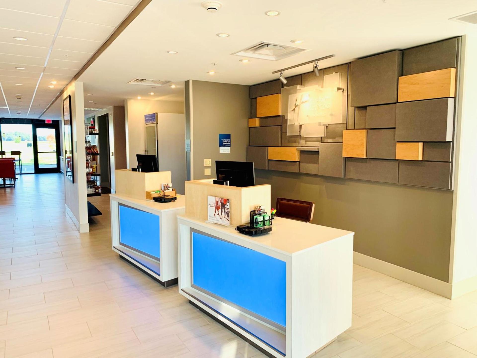 Holiday Inn Express & Suites - Middletown by IHG photo 9