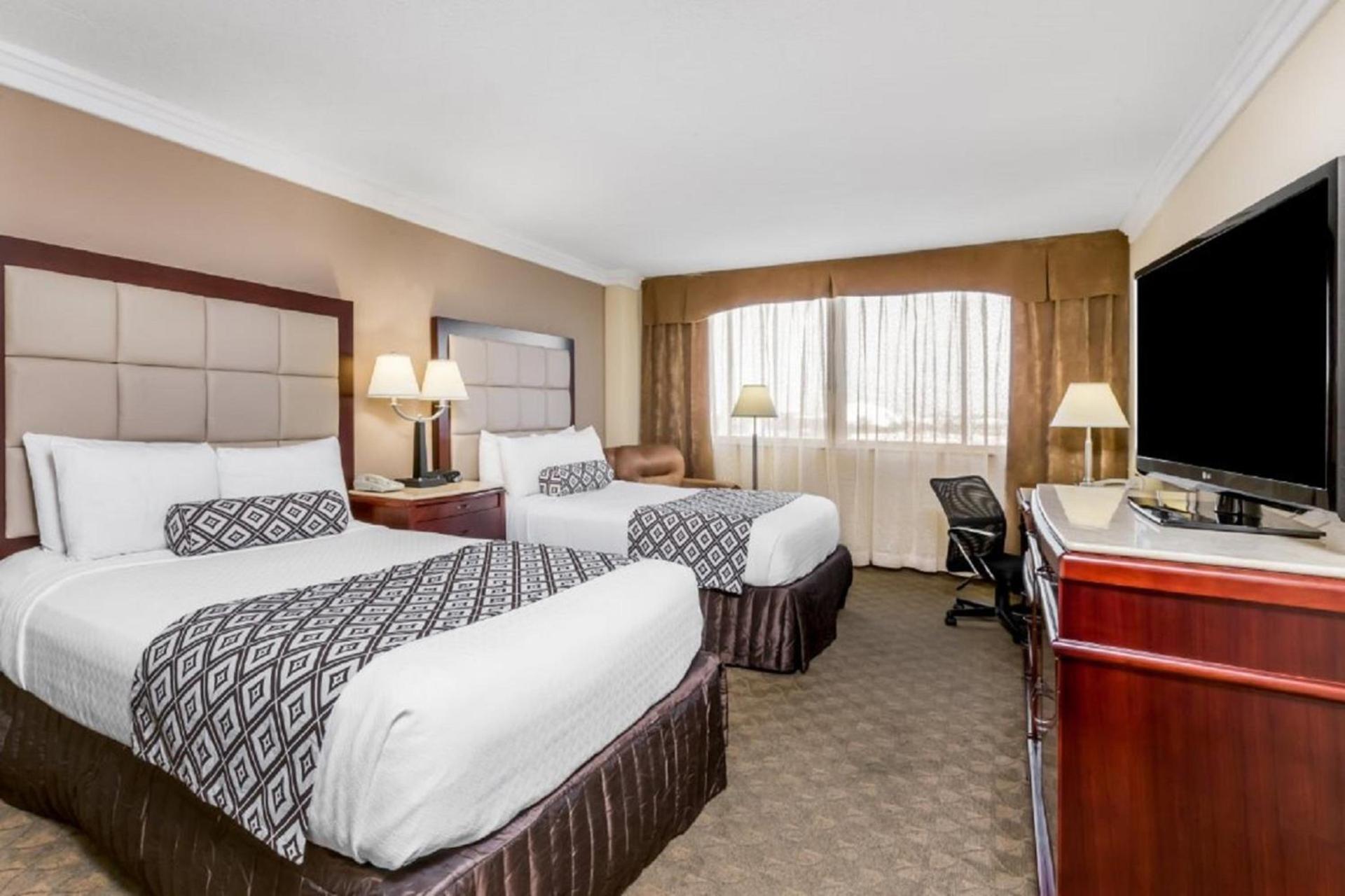 Wyndham Houston near NRG Park - Medical Center photo 91
