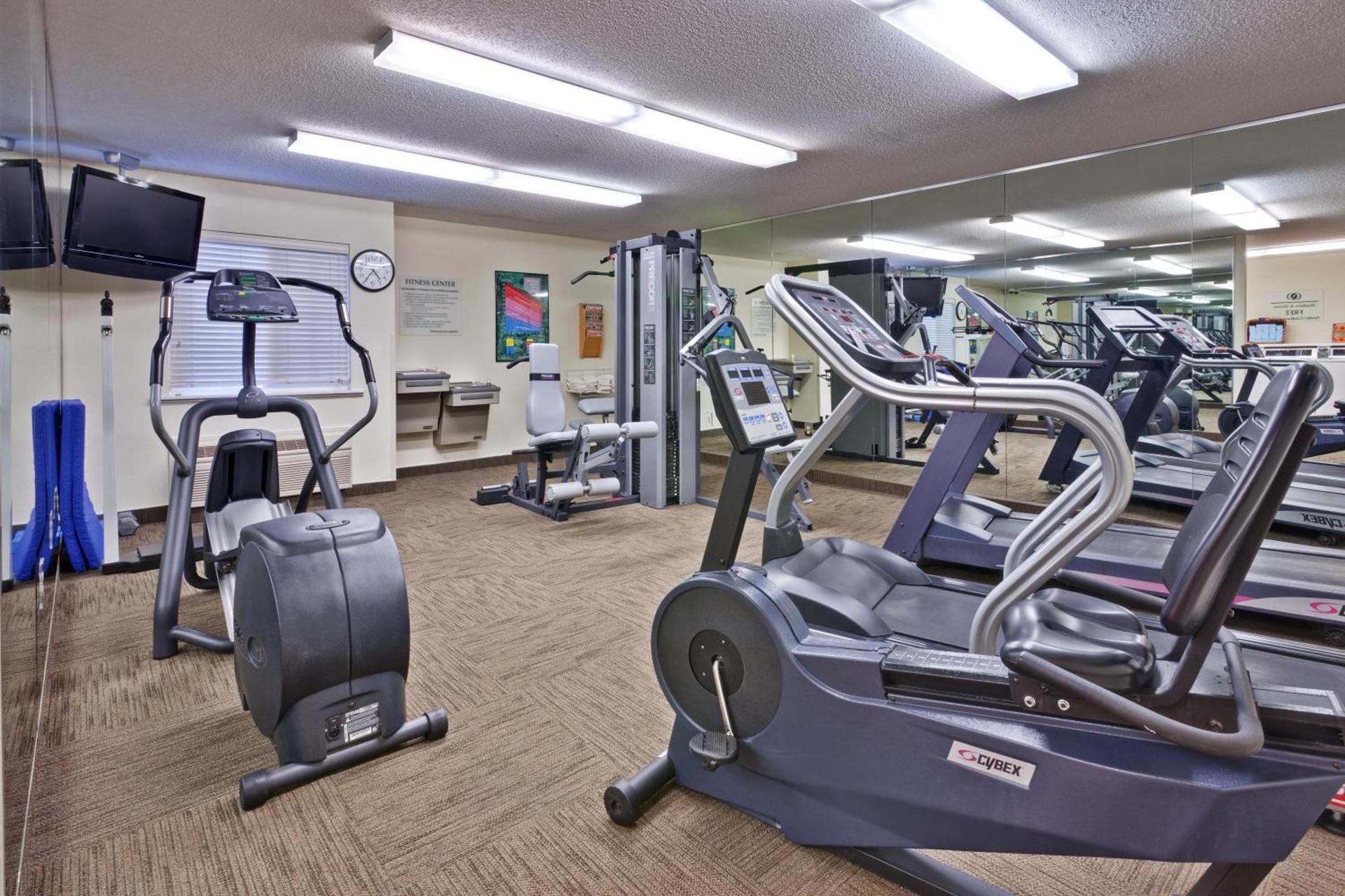 Candlewood Suites Indianapolis Northeast by IHG photo 7