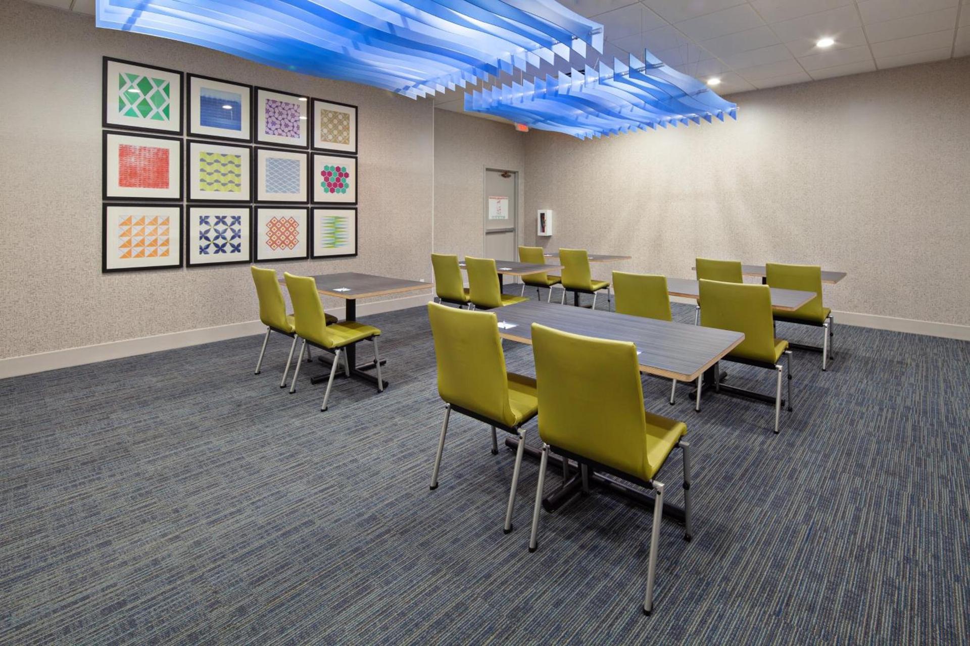 Holiday Inn Express Los Angeles LAX Airport by IHG photo 31