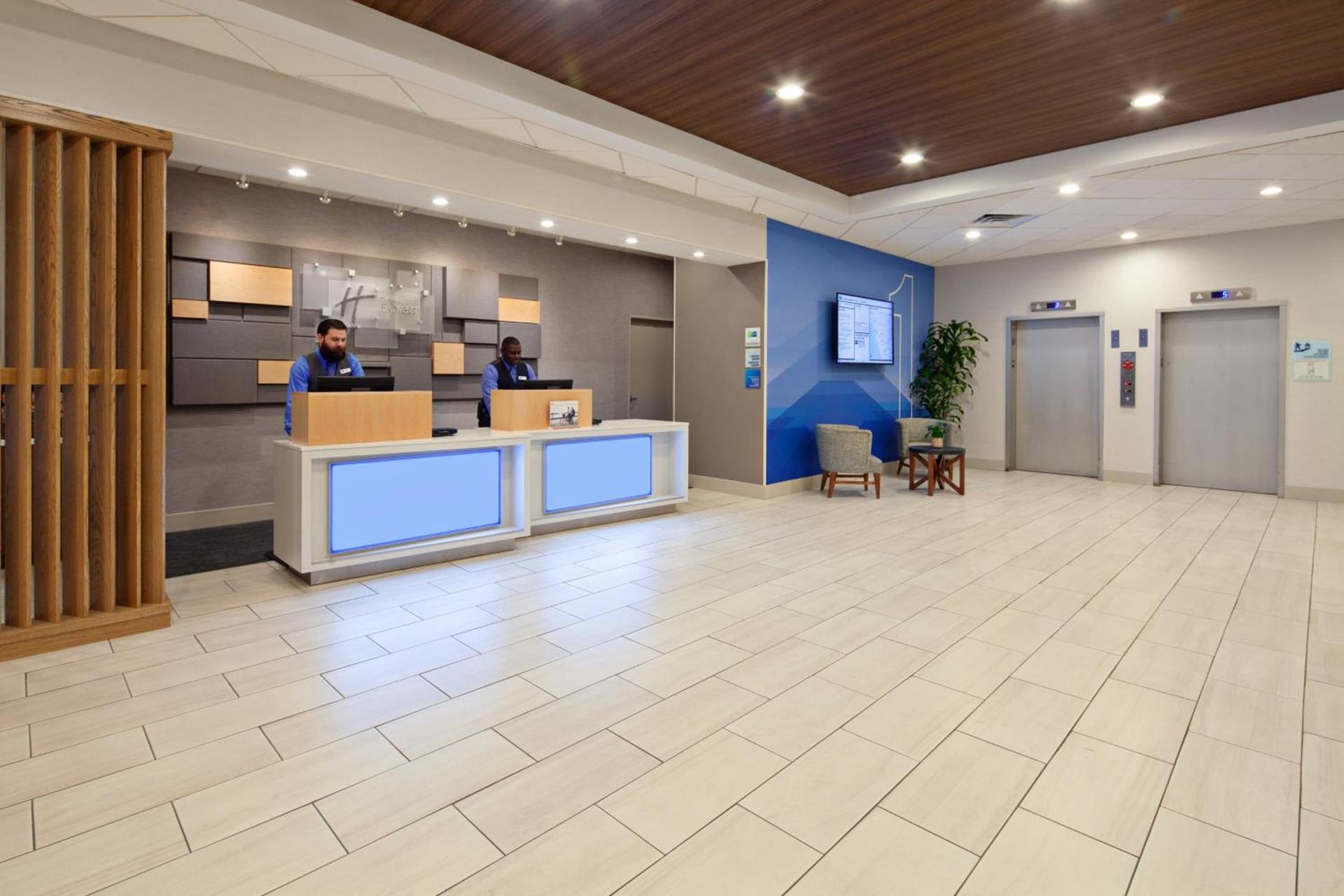 Holiday Inn Express Los Angeles LAX Airport by IHG photo 8