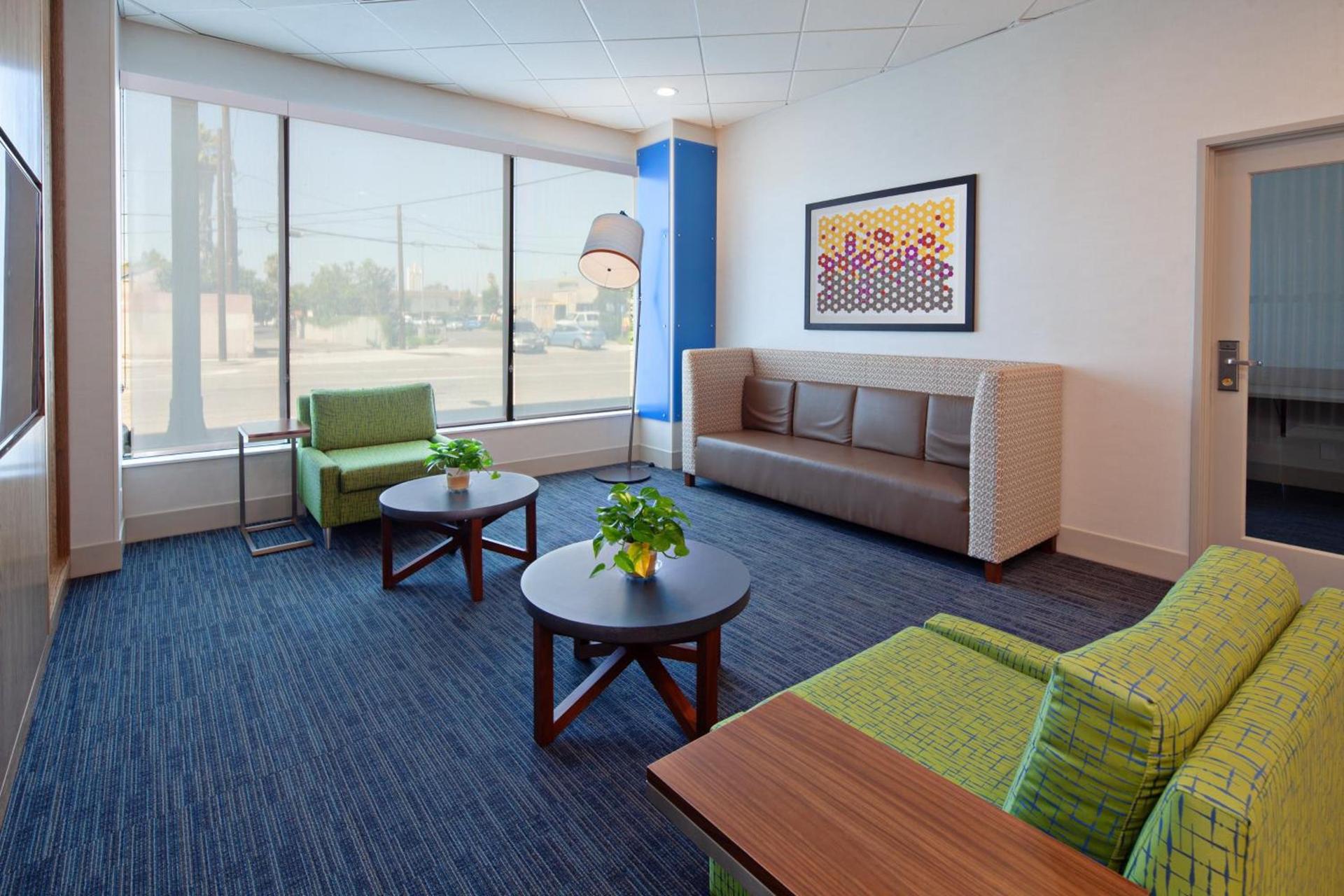 Holiday Inn Express Los Angeles LAX Airport by IHG photo 6