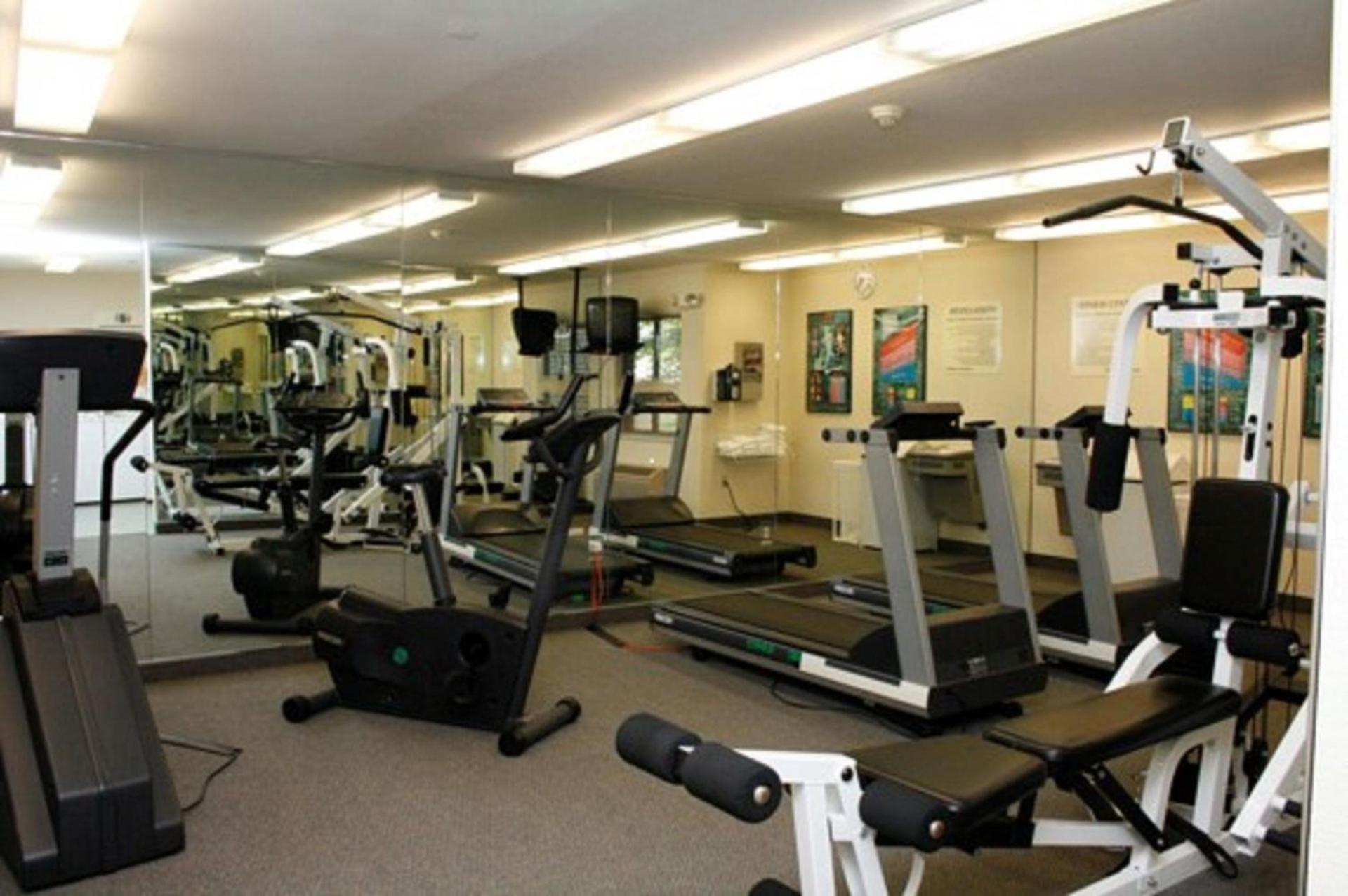 Candlewood Suites East Lansing by IHG photo 9
