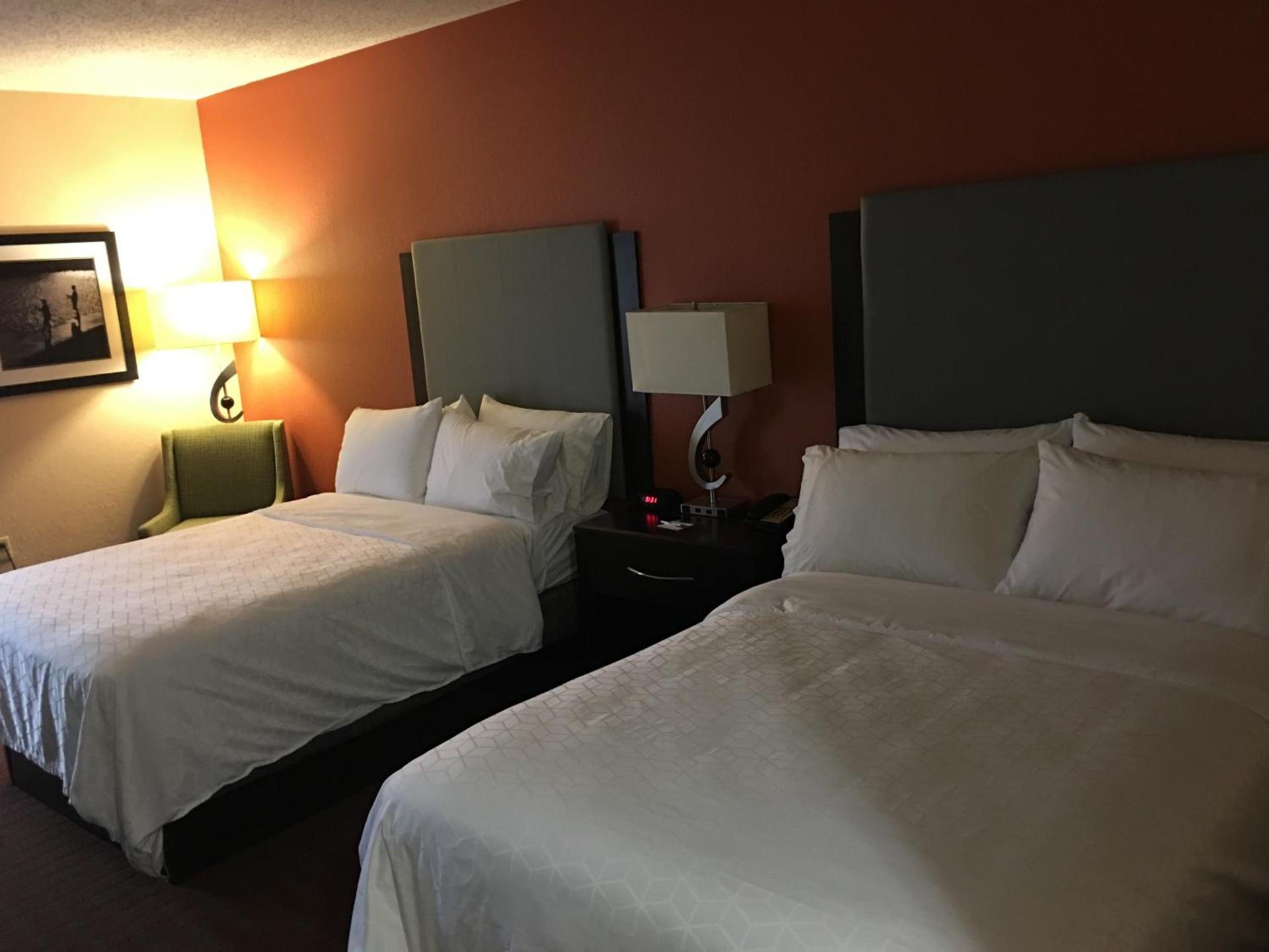 Holiday Inn Express Hotel & Suites Laurinburg by IHG photo 27