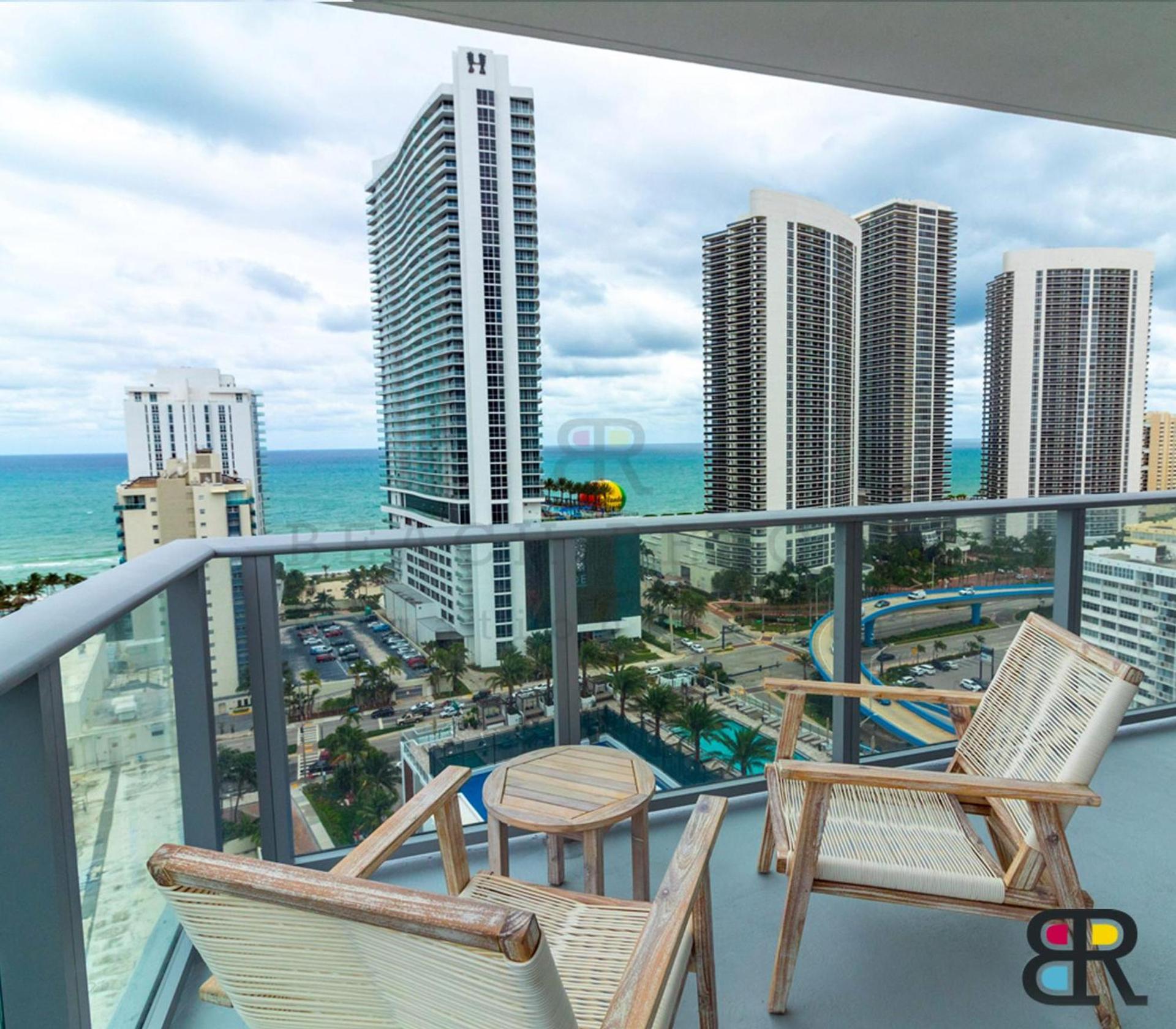 HYDE Beach House Apartments photo 52