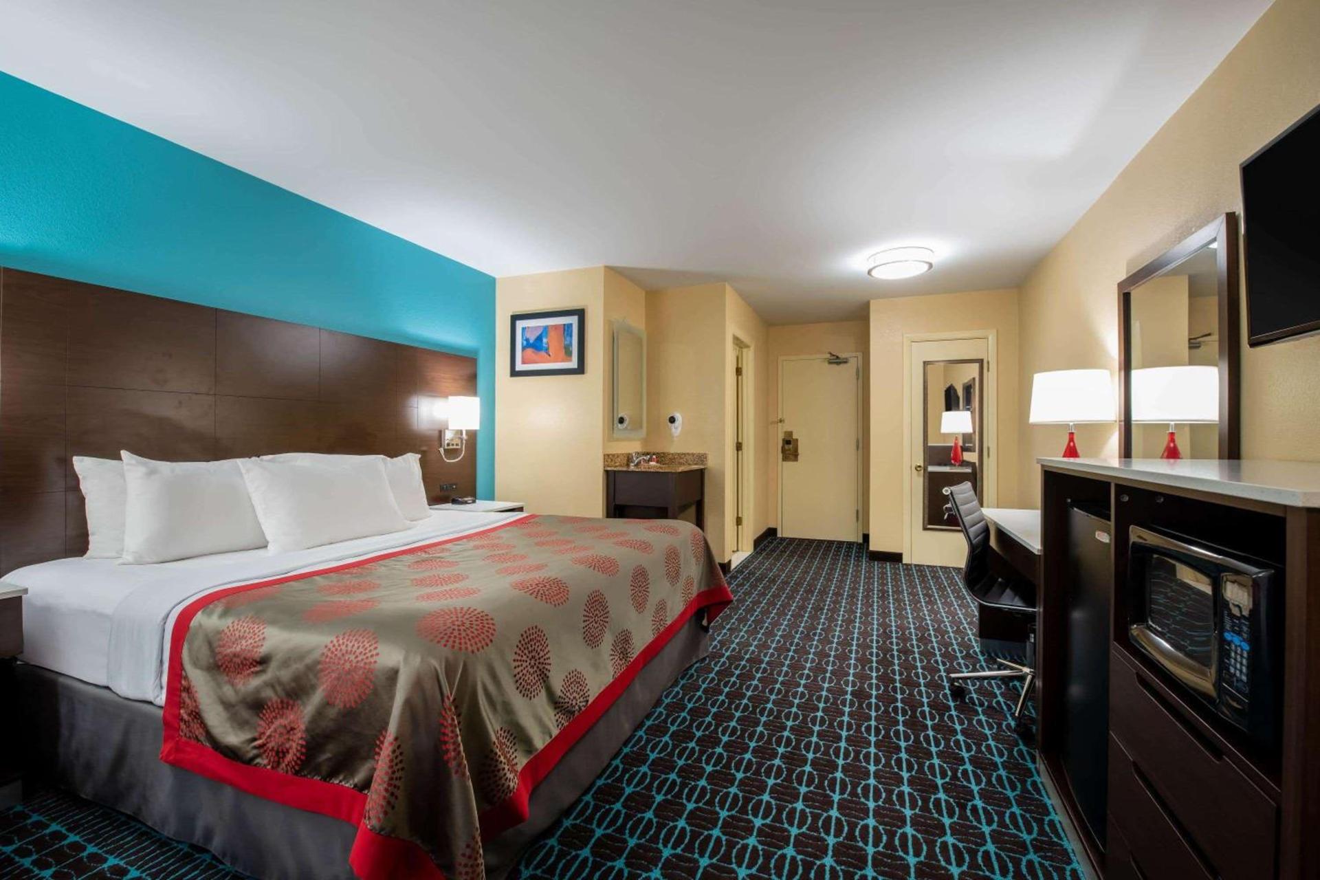 Ramada by Wyndham Groton Mystic photo 19