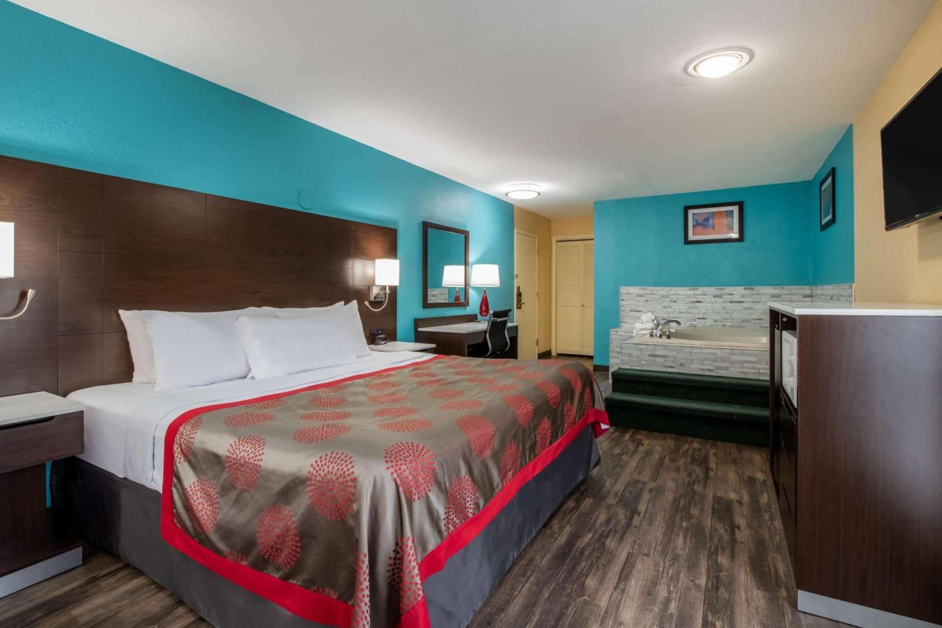 Ramada by Wyndham Groton Mystic photo 21