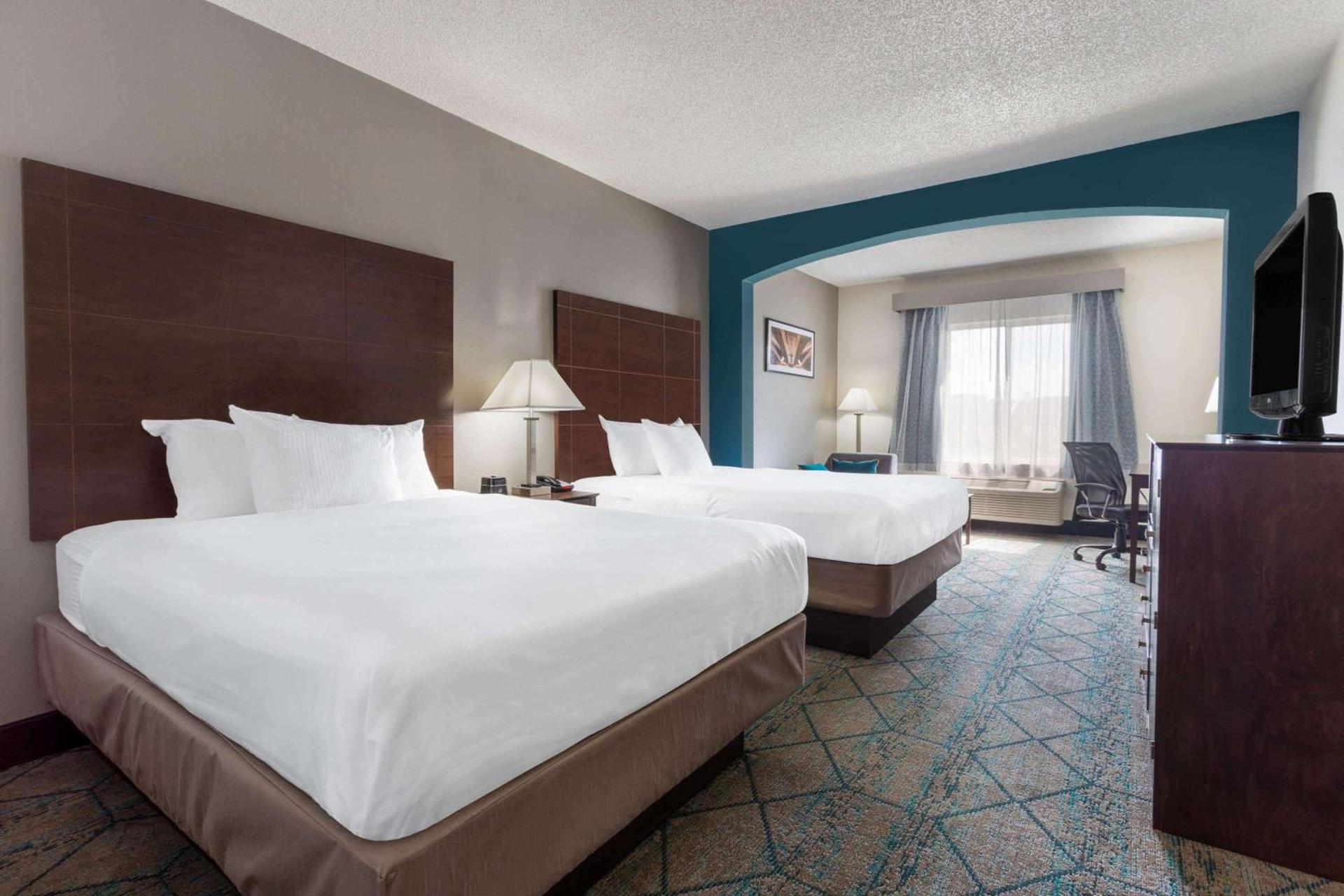 La Quinta by Wyndham Columbus West - Hilliard photo 8