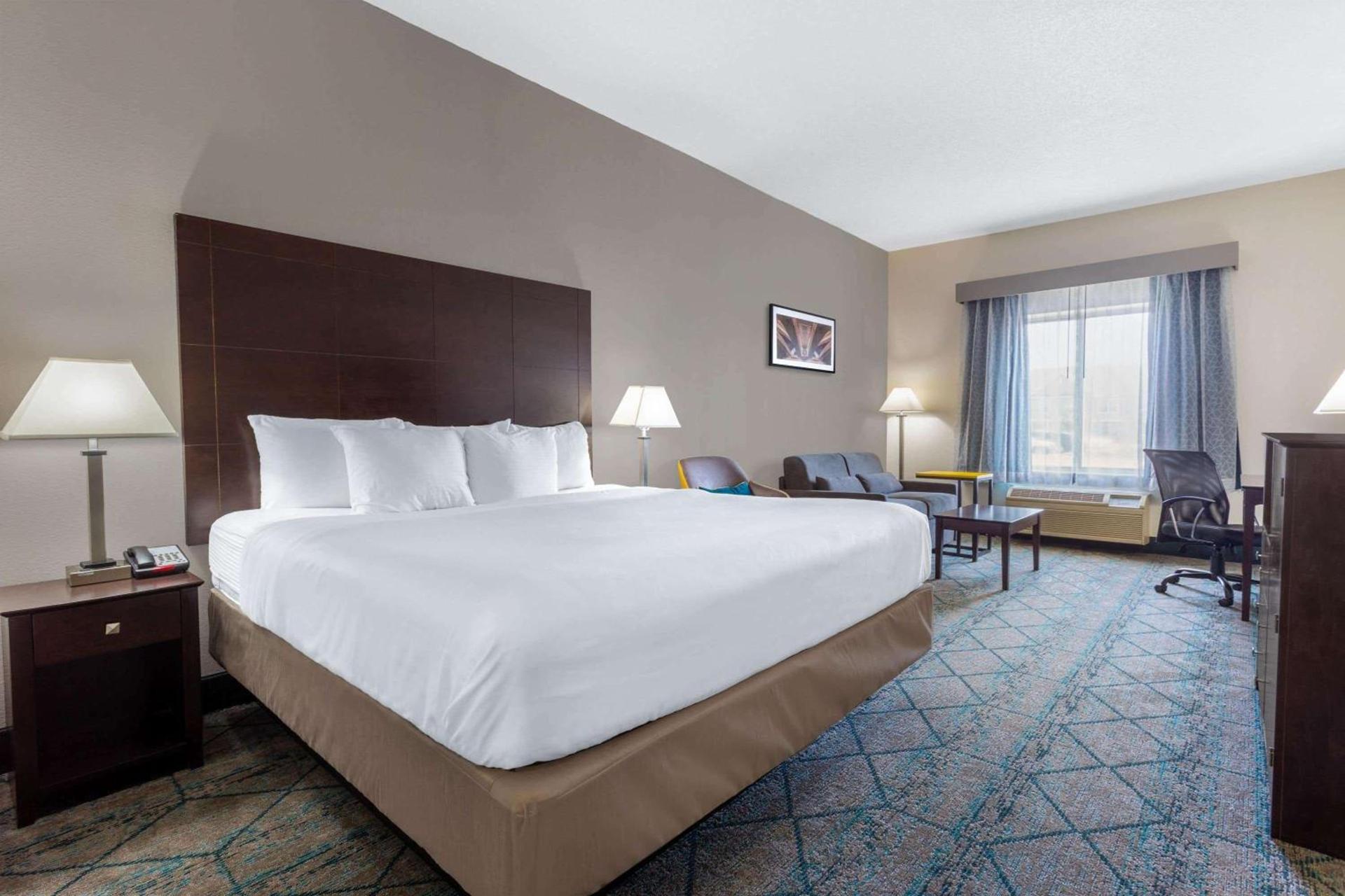 La Quinta by Wyndham Columbus West - Hilliard photo 11