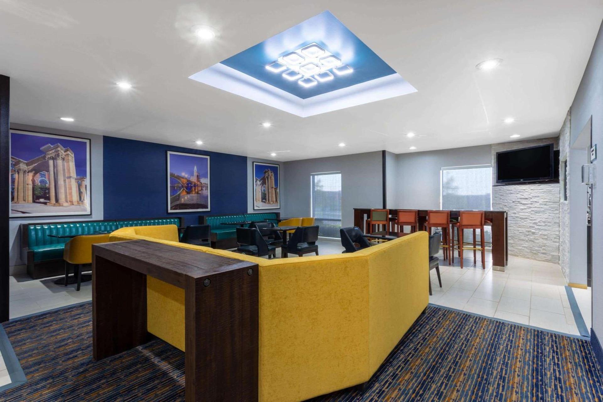 La Quinta by Wyndham Columbus West - Hilliard photo 28