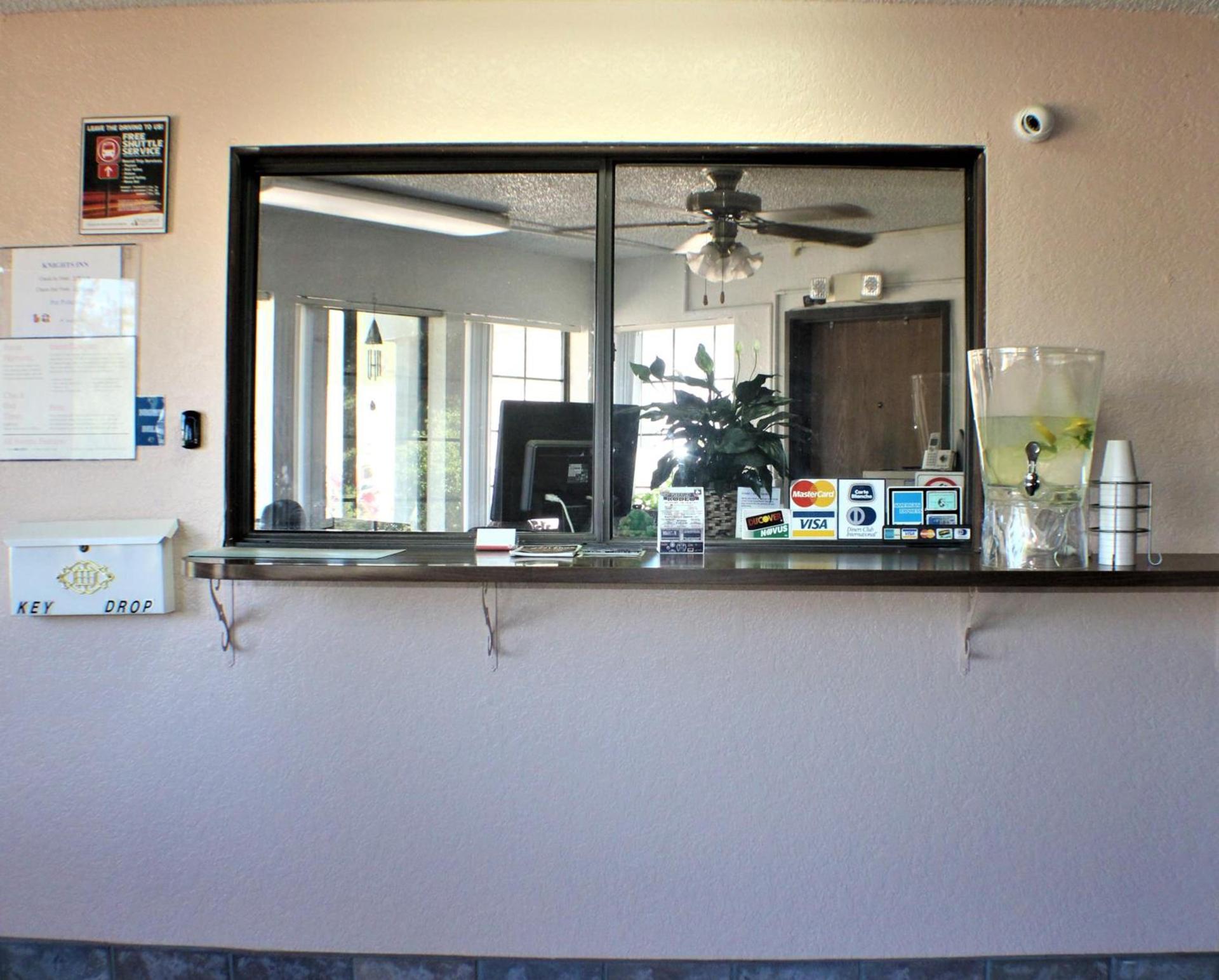 Knights Inn Payson photo 4