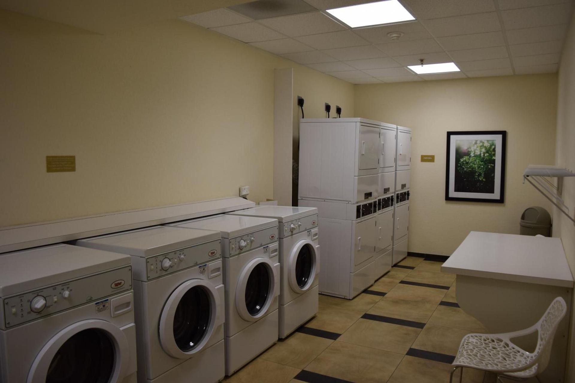 Candlewood Suites Monahans by IHG photo 9