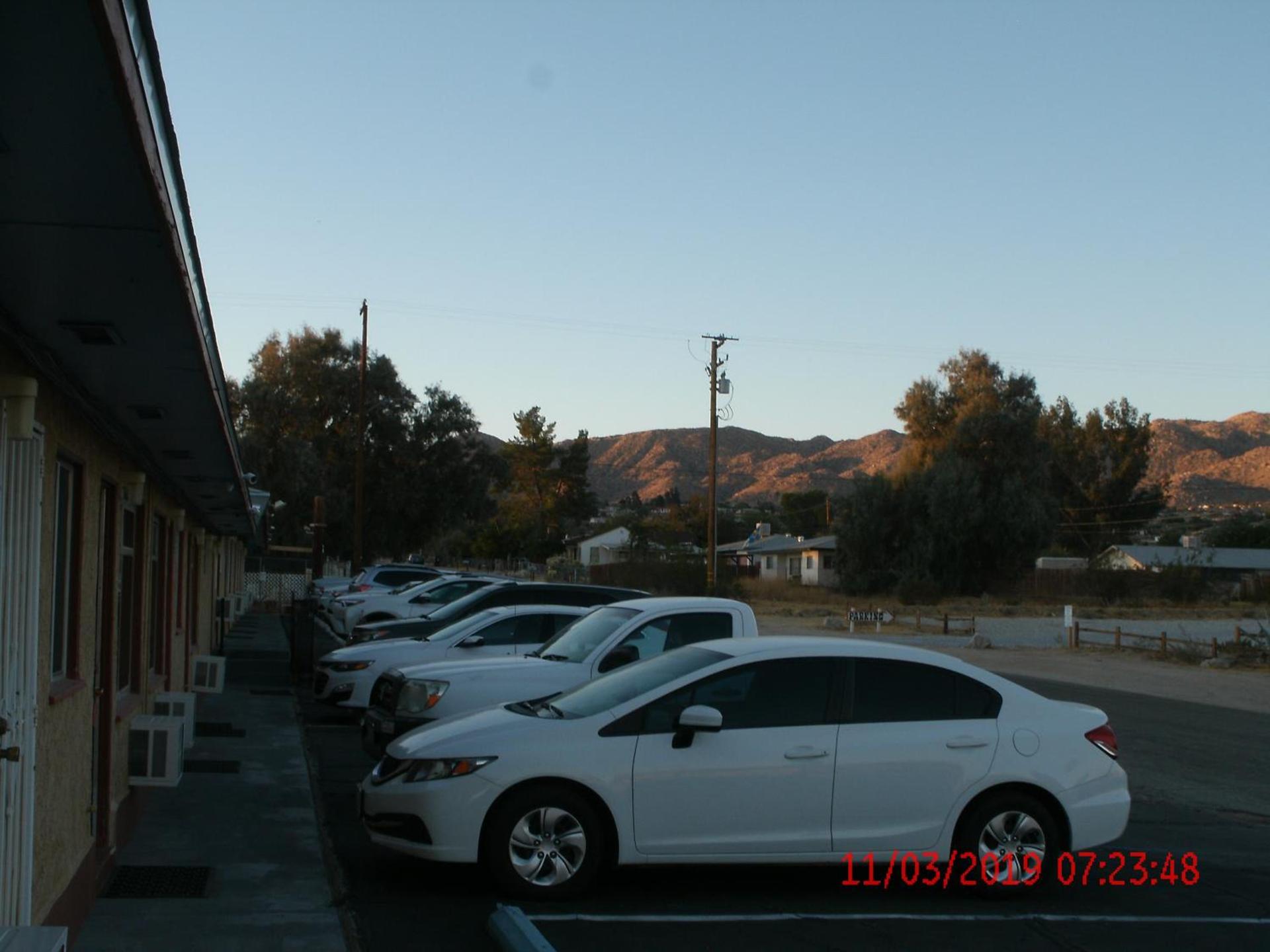 Safari Motor Inn - Joshua Tree photo 12