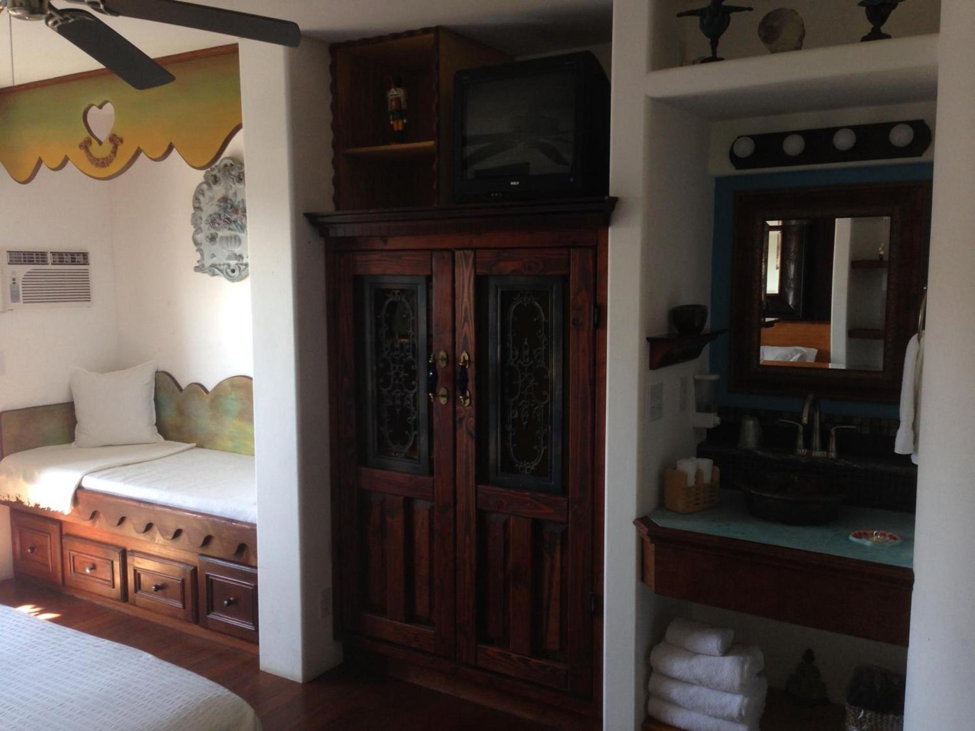 Secret Garden Inn photo 7