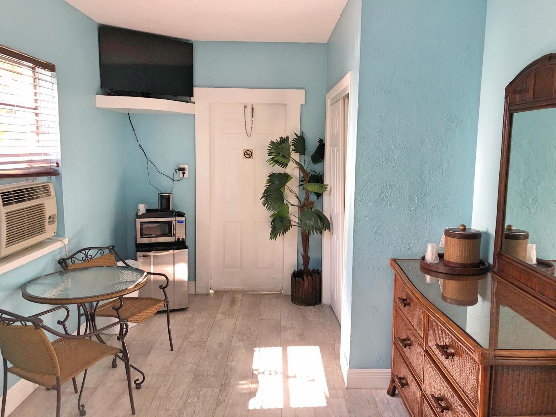 The Pelican Key Largo Cottages photo 93
