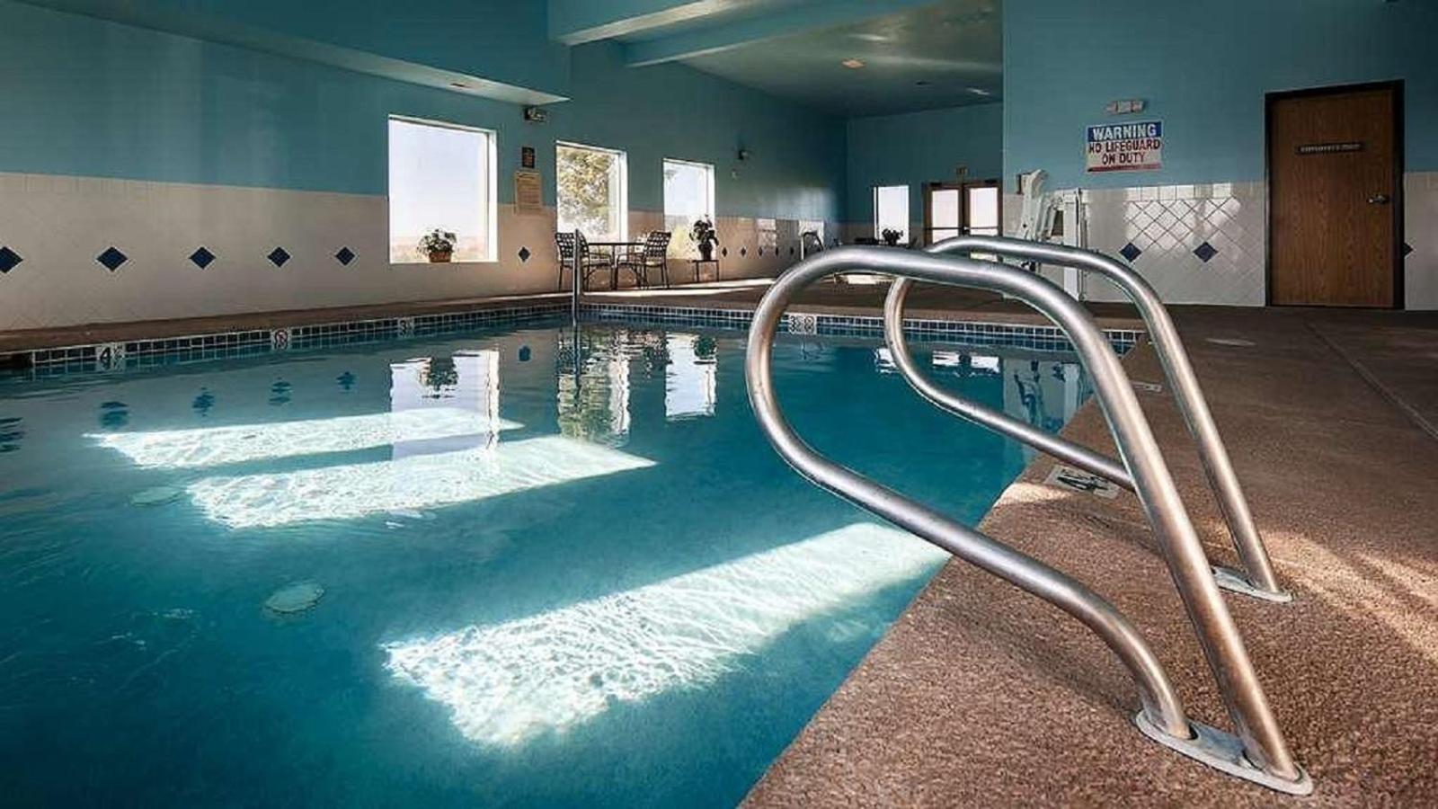 Best Western Plus Grapevine Inn photo 68