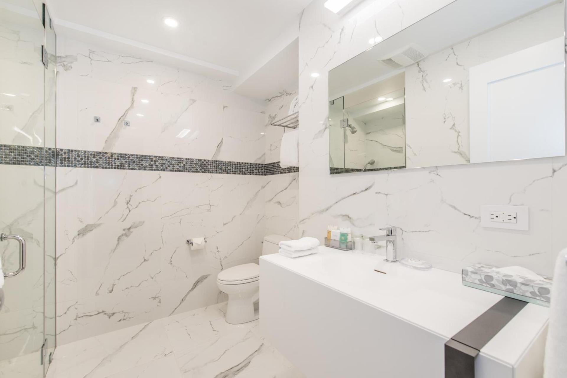 Lombardy Hotel photo 29