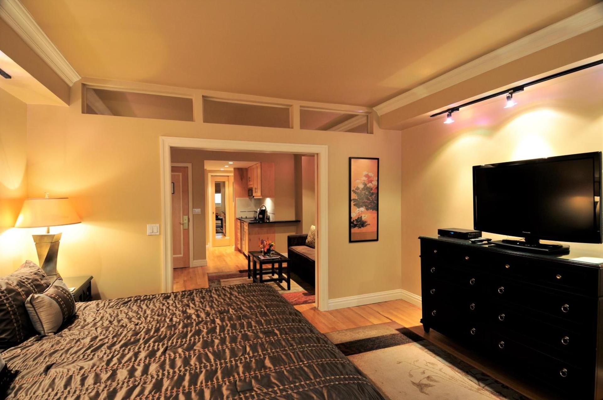 Lombardy Hotel photo 17
