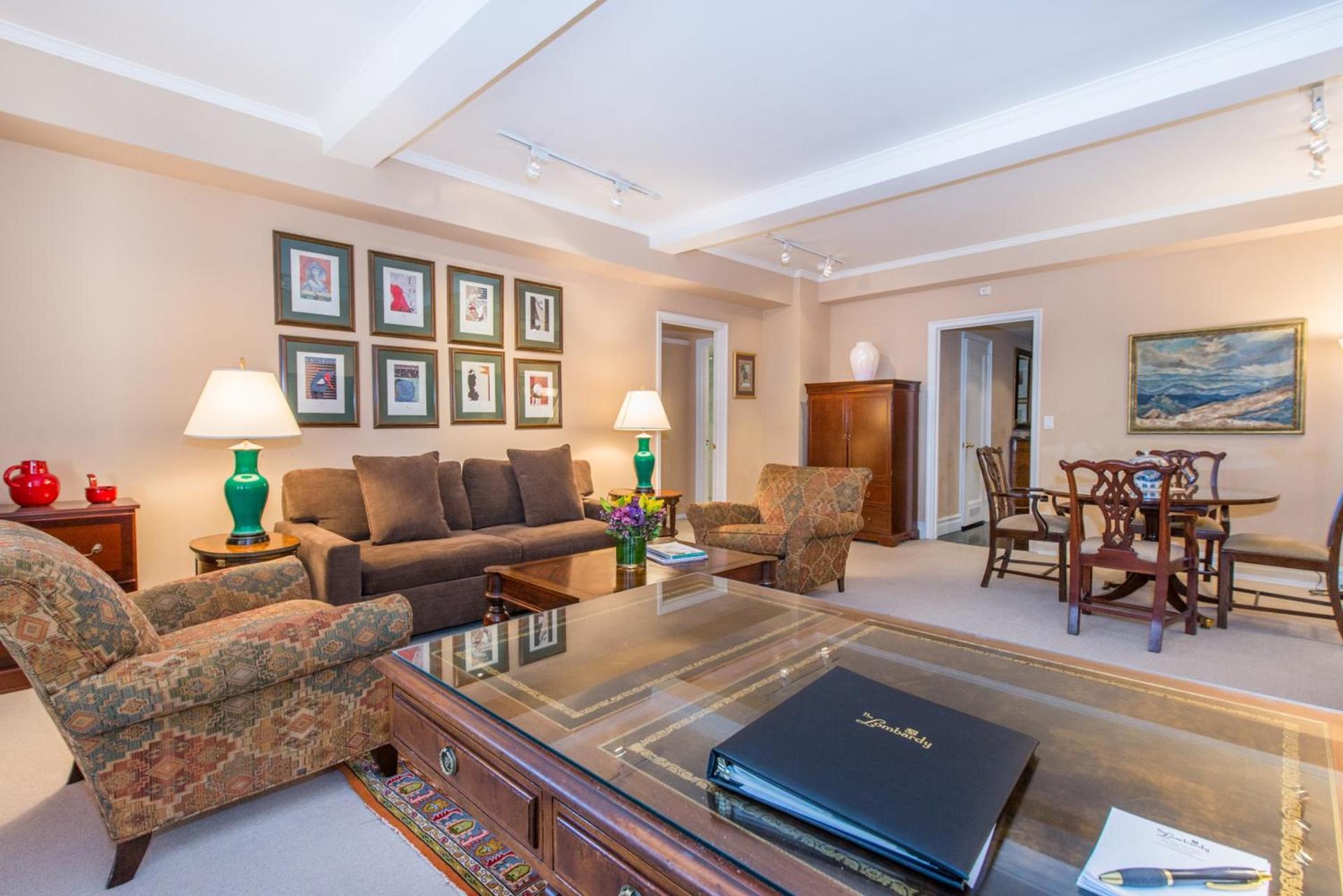 Lombardy Hotel photo 2