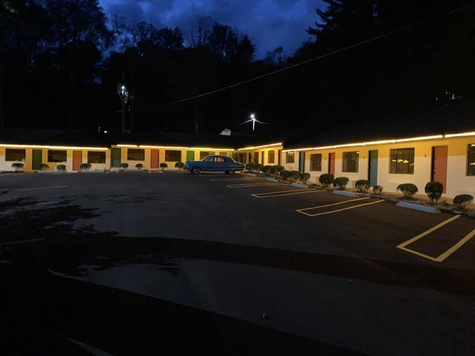 Route 19 Inn photo 11