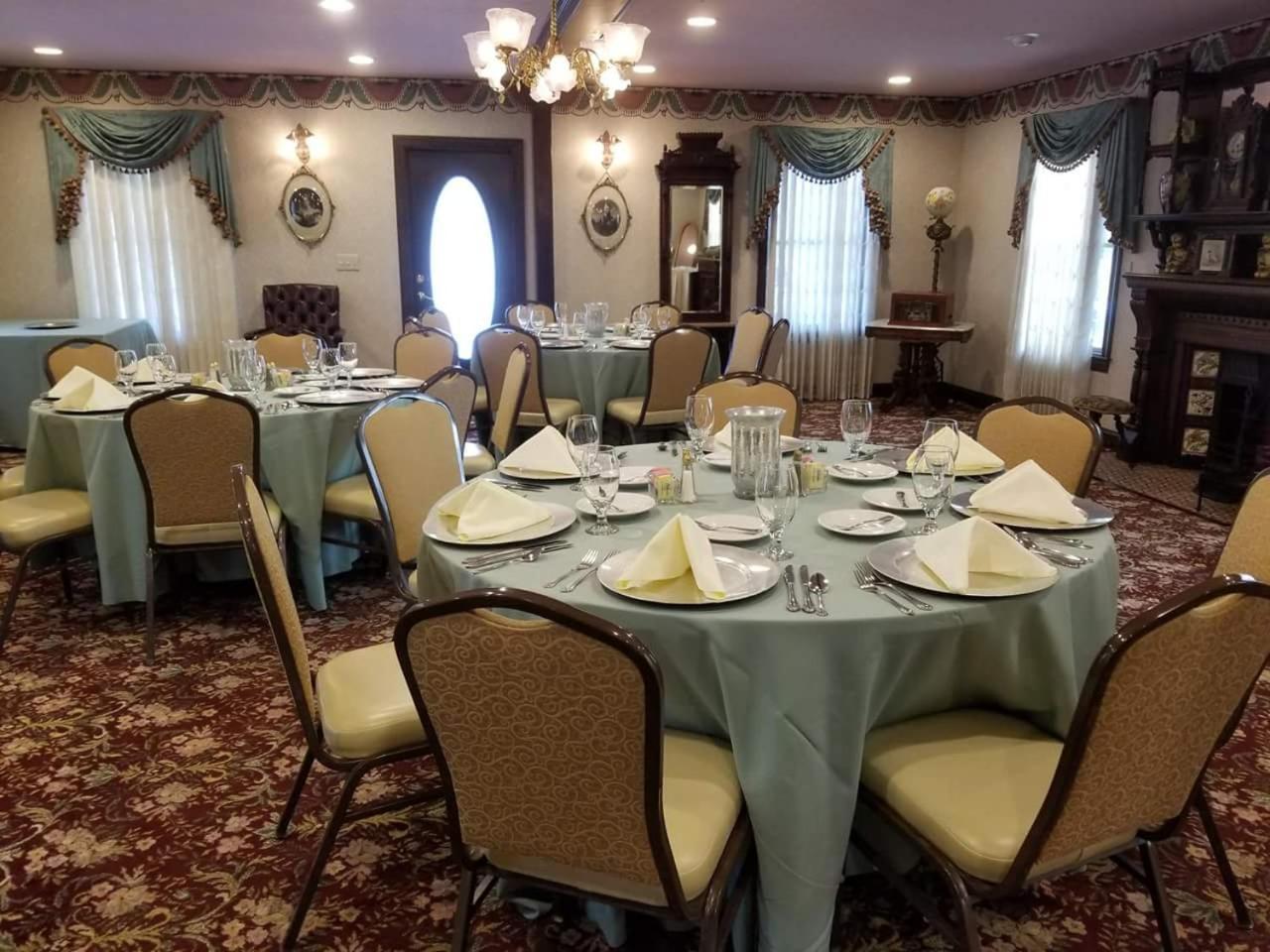 Boardwalk Plaza Hotel photo 39