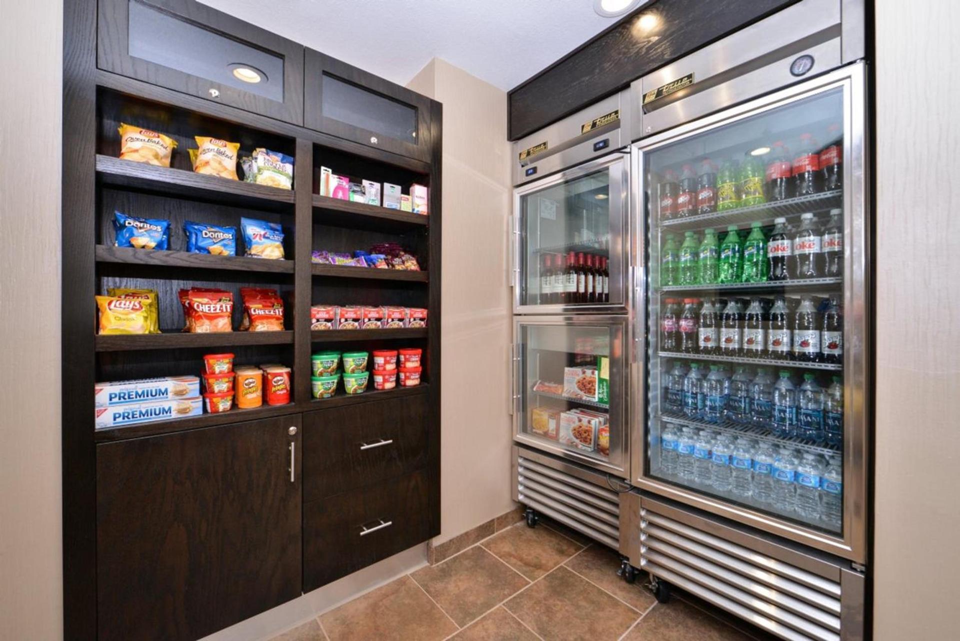 Holiday Inn Express Kingman by IHG photo 11