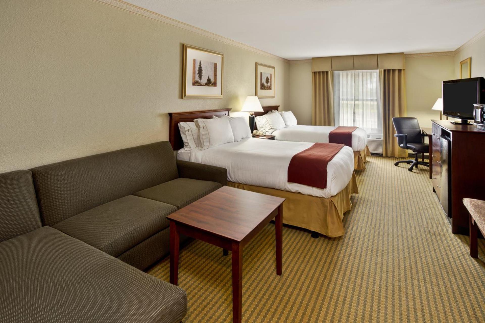 Holiday Inn Express Breaux Bridge by IHG photo 29