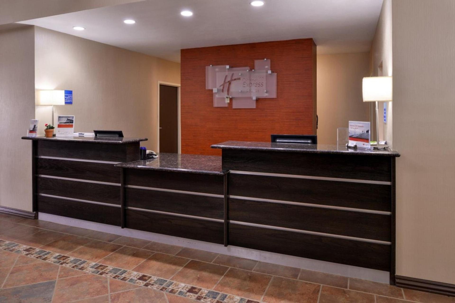 Holiday Inn Express Kingman by IHG photo 7