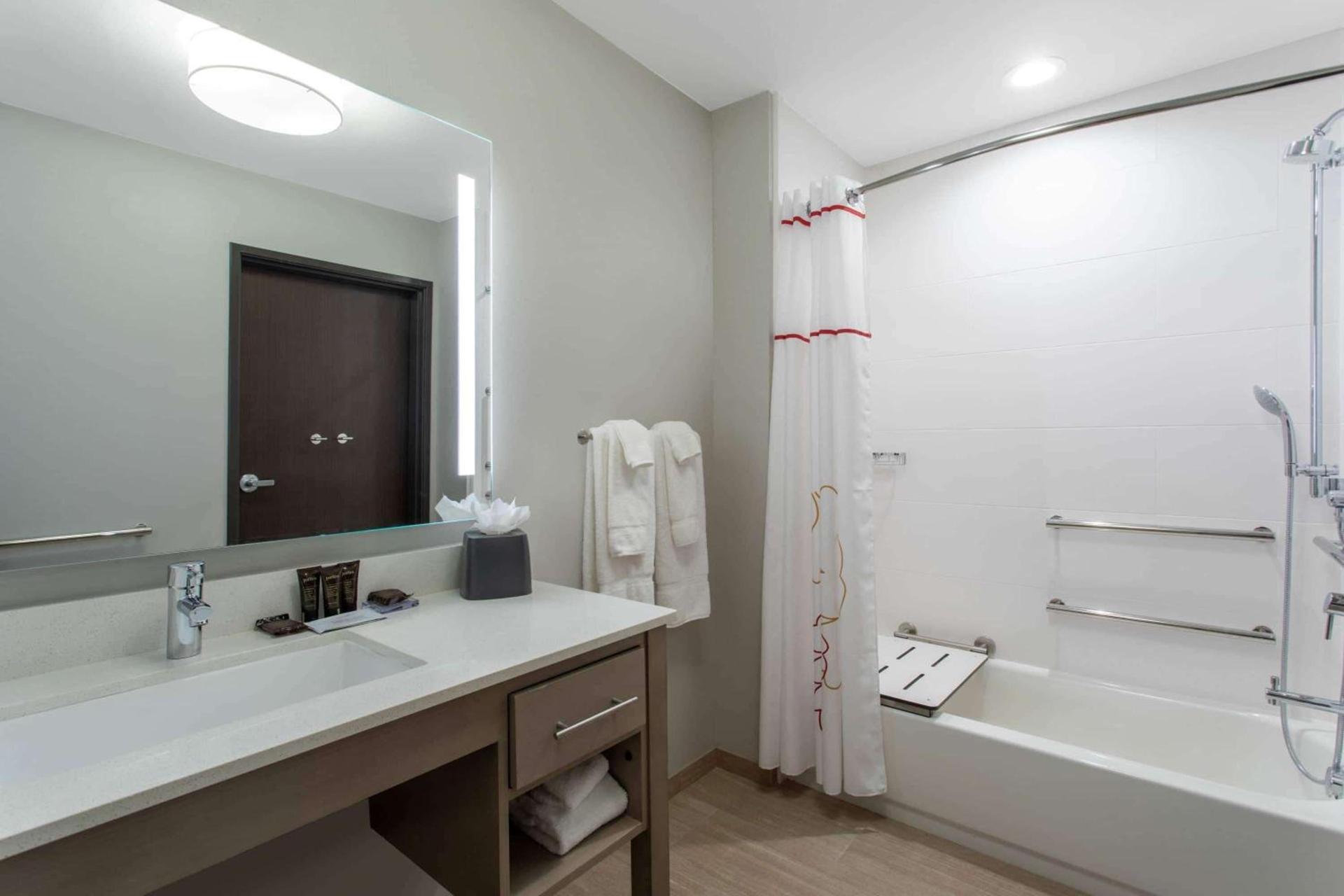 Hawthorn Extended Stay by Wyndham Loveland photo 56