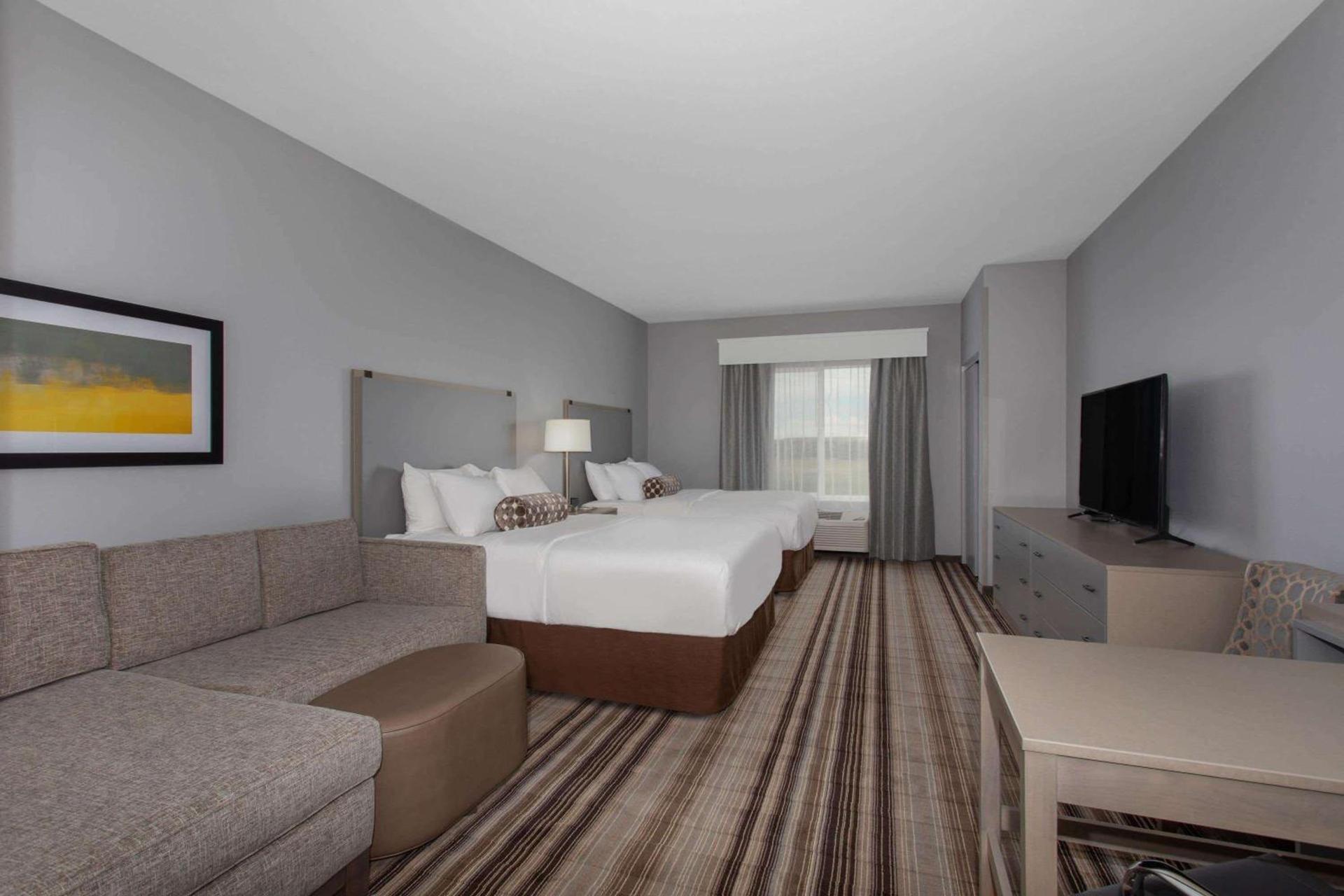 Hawthorn Extended Stay by Wyndham Loveland photo 54