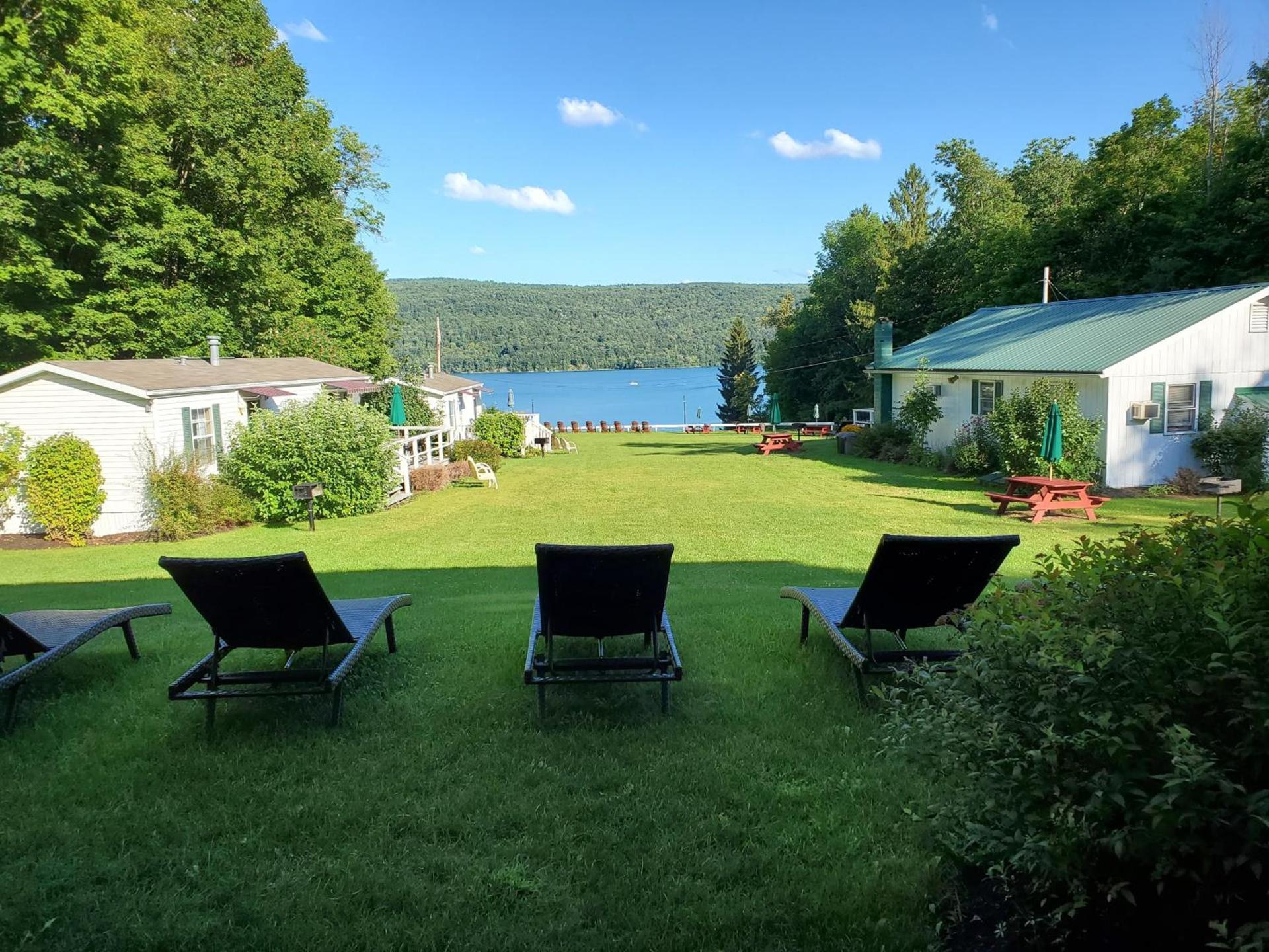 Lake View Motel photo 32