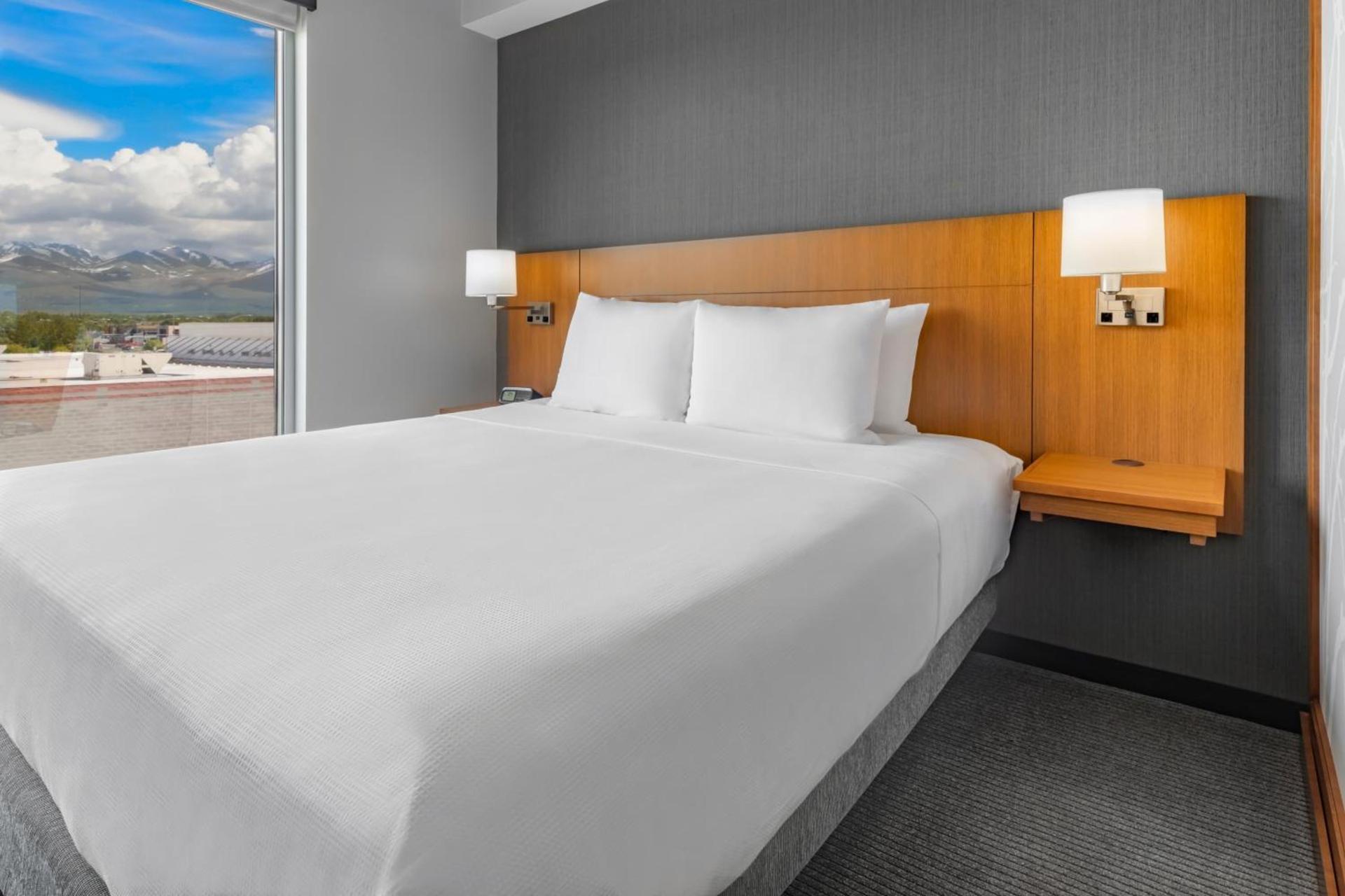 Hyatt Place Anchorage-Midtown photo 7