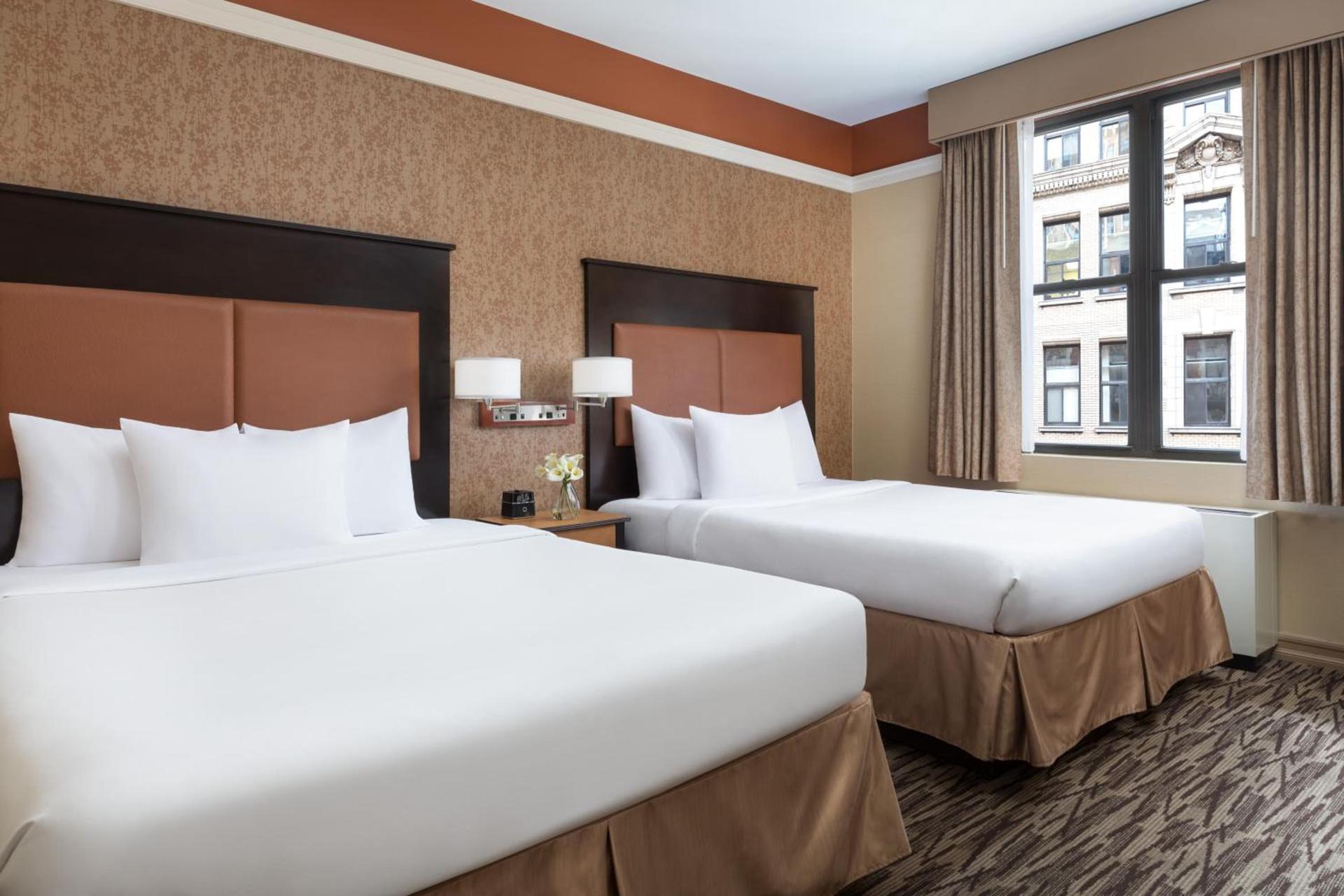 The Hotel at Fifth Avenue photo 71