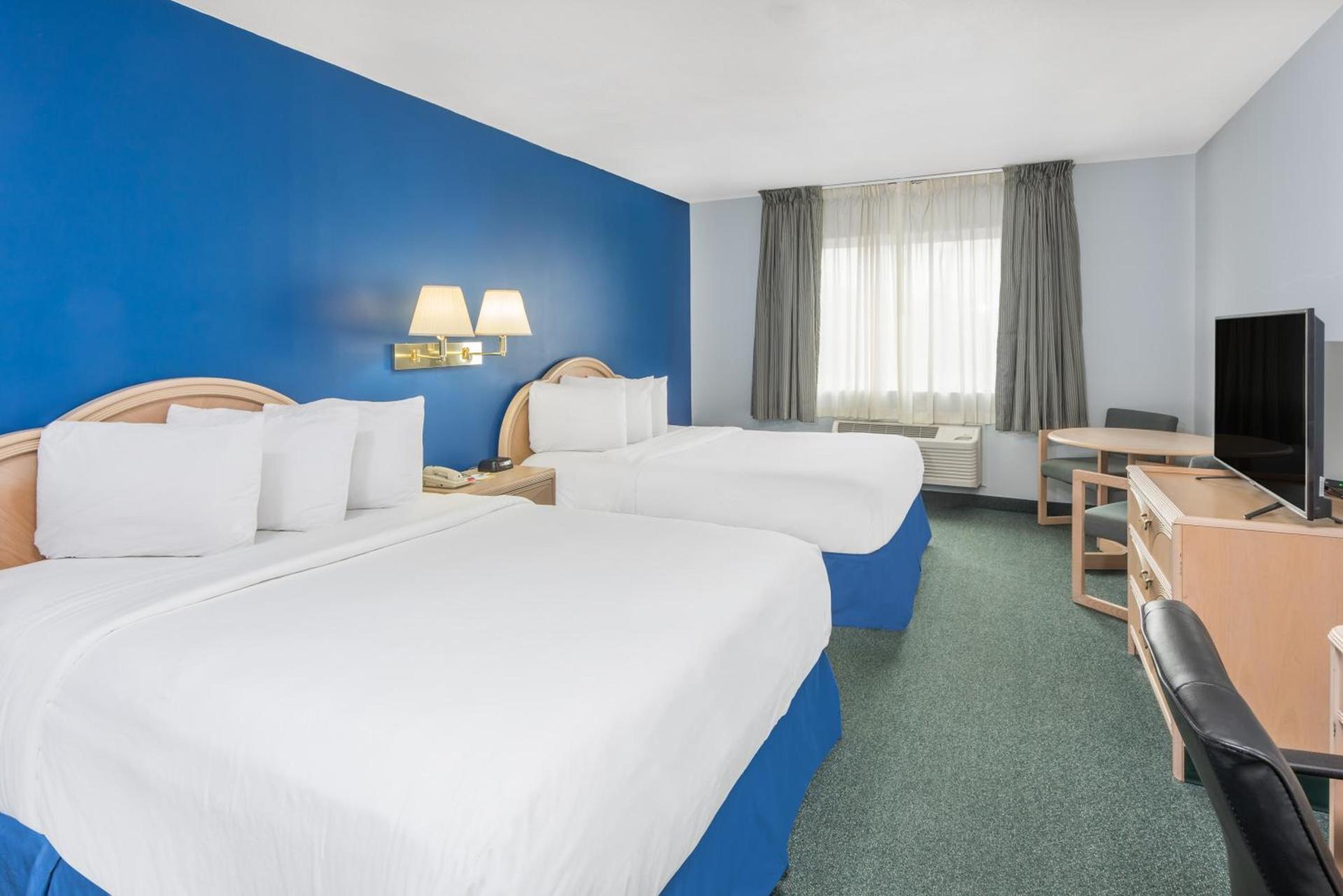 Days Inn by Wyndham Osage Beach Lake of the Ozarks photo 22
