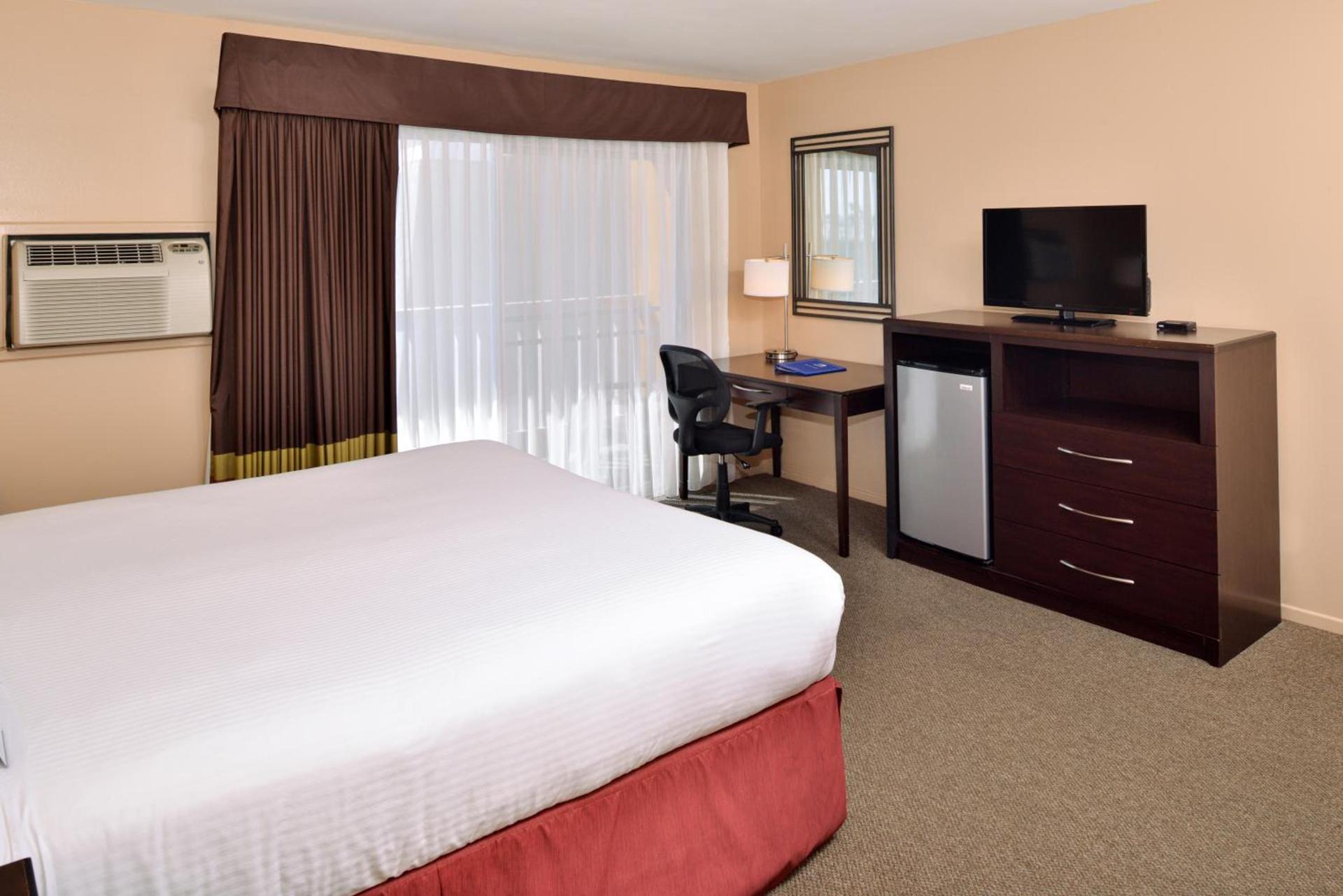 Dana Point Marina Inn photo 29