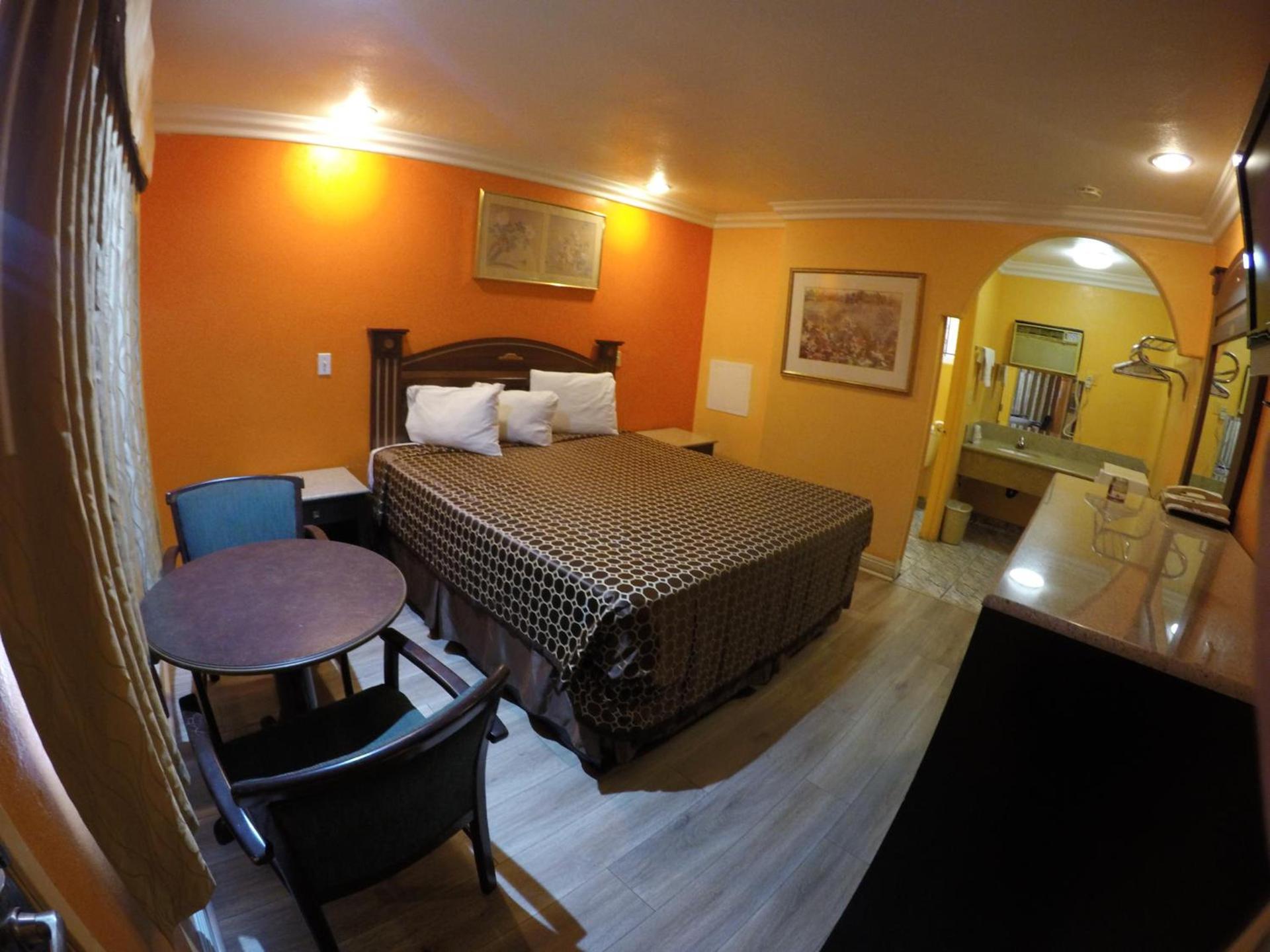 Calico Motel photo 19