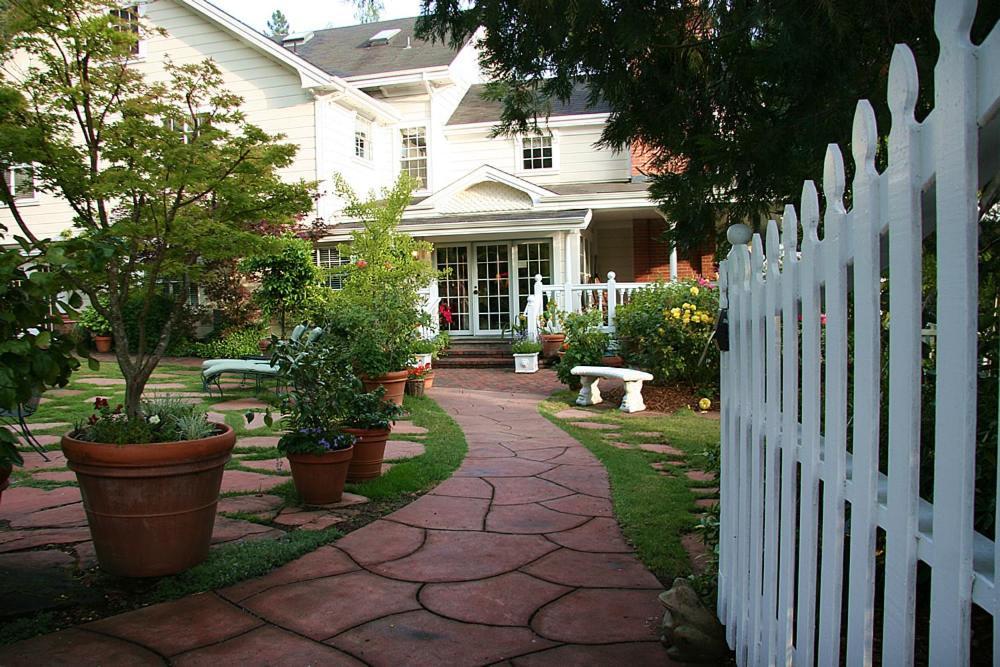 Inn at Occidental photo 27