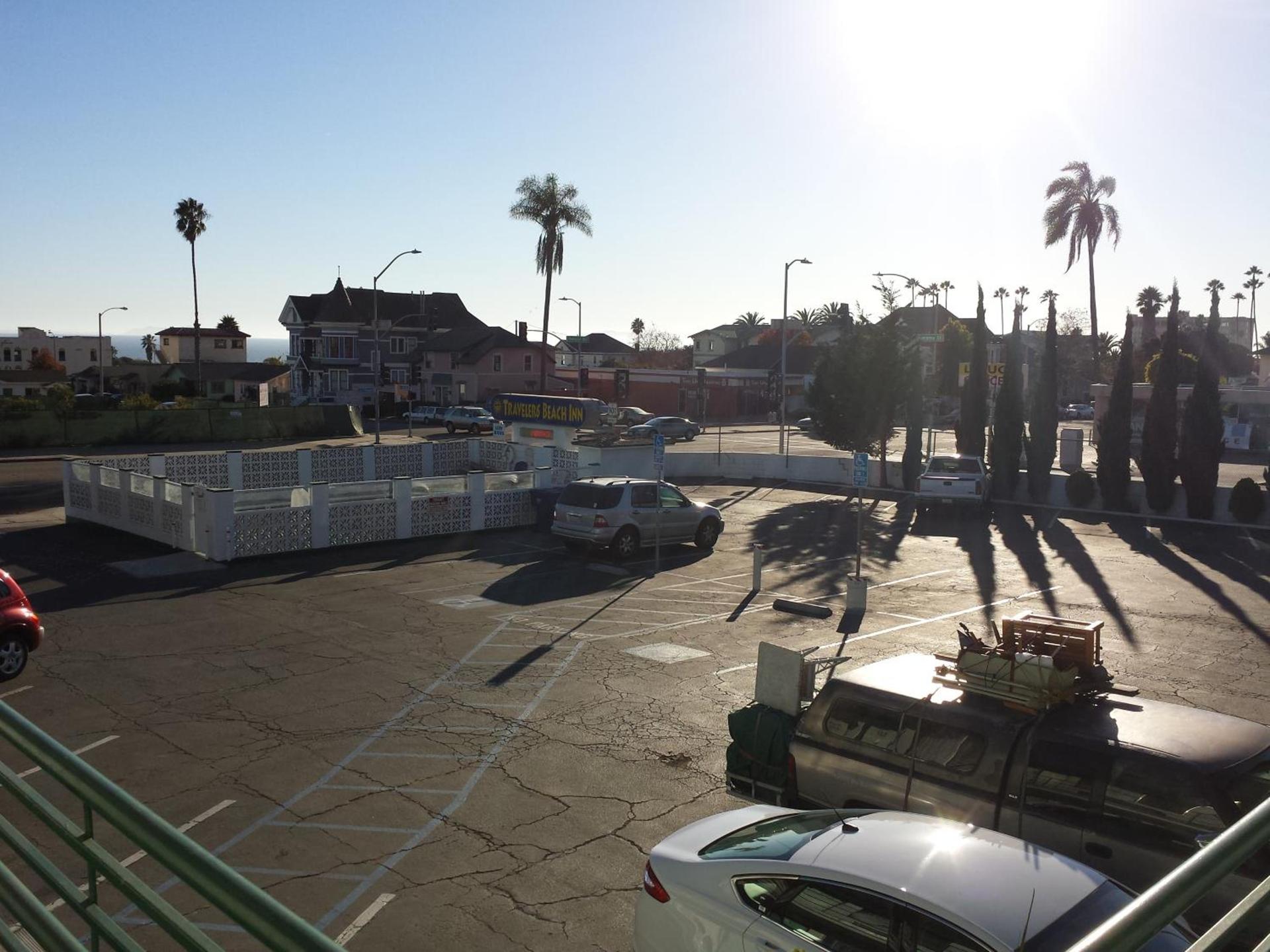 Travelers Beach Inn photo 10