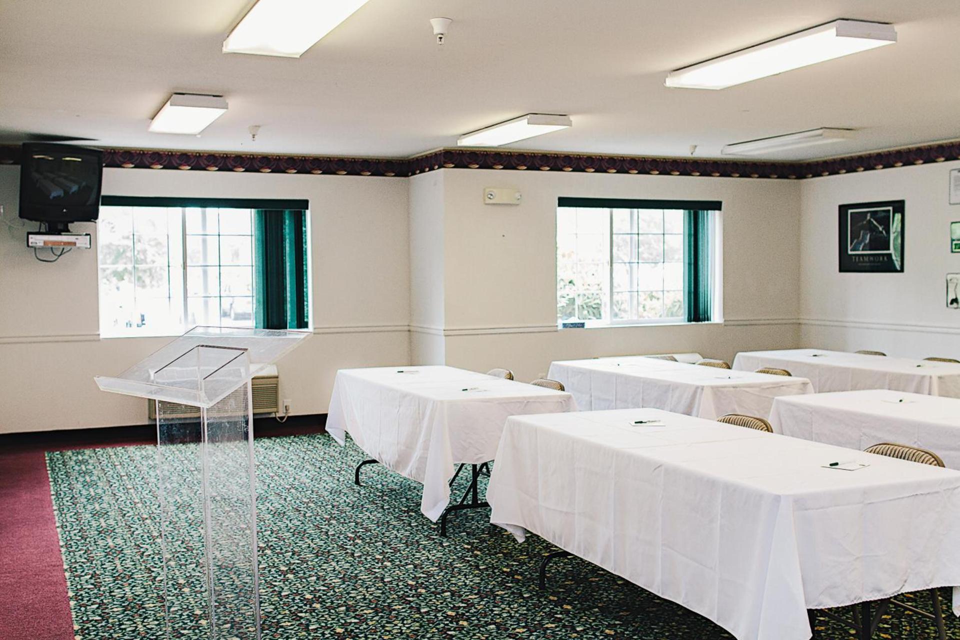 FairBridge Inn & Suites DuPont photo 46