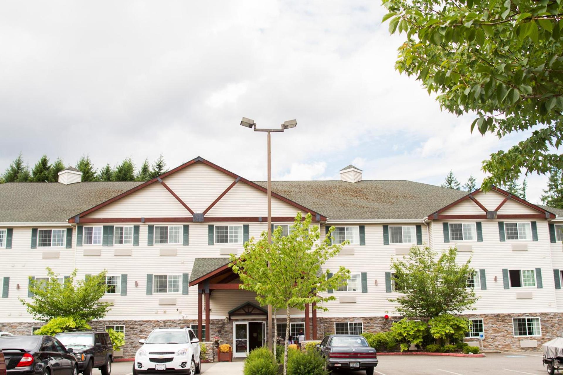 FairBridge Inn & Suites DuPont — hotel in DuPont