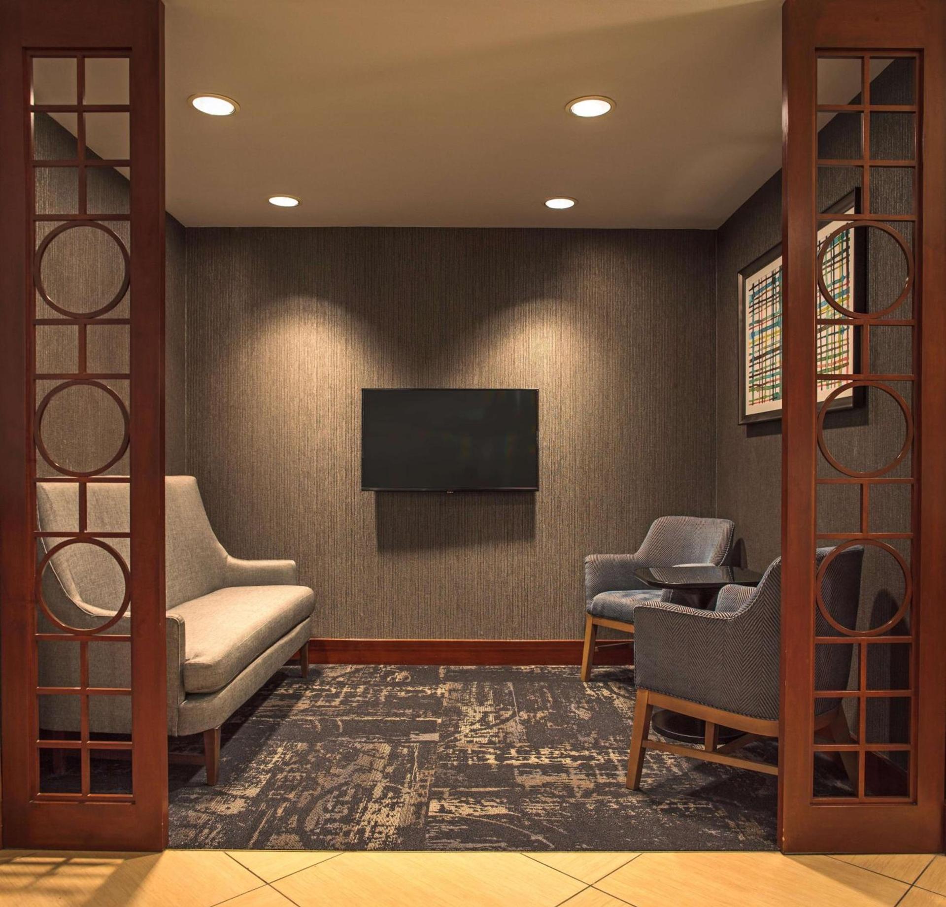 Hyatt Place Cincinnati Blue Ash photo 13