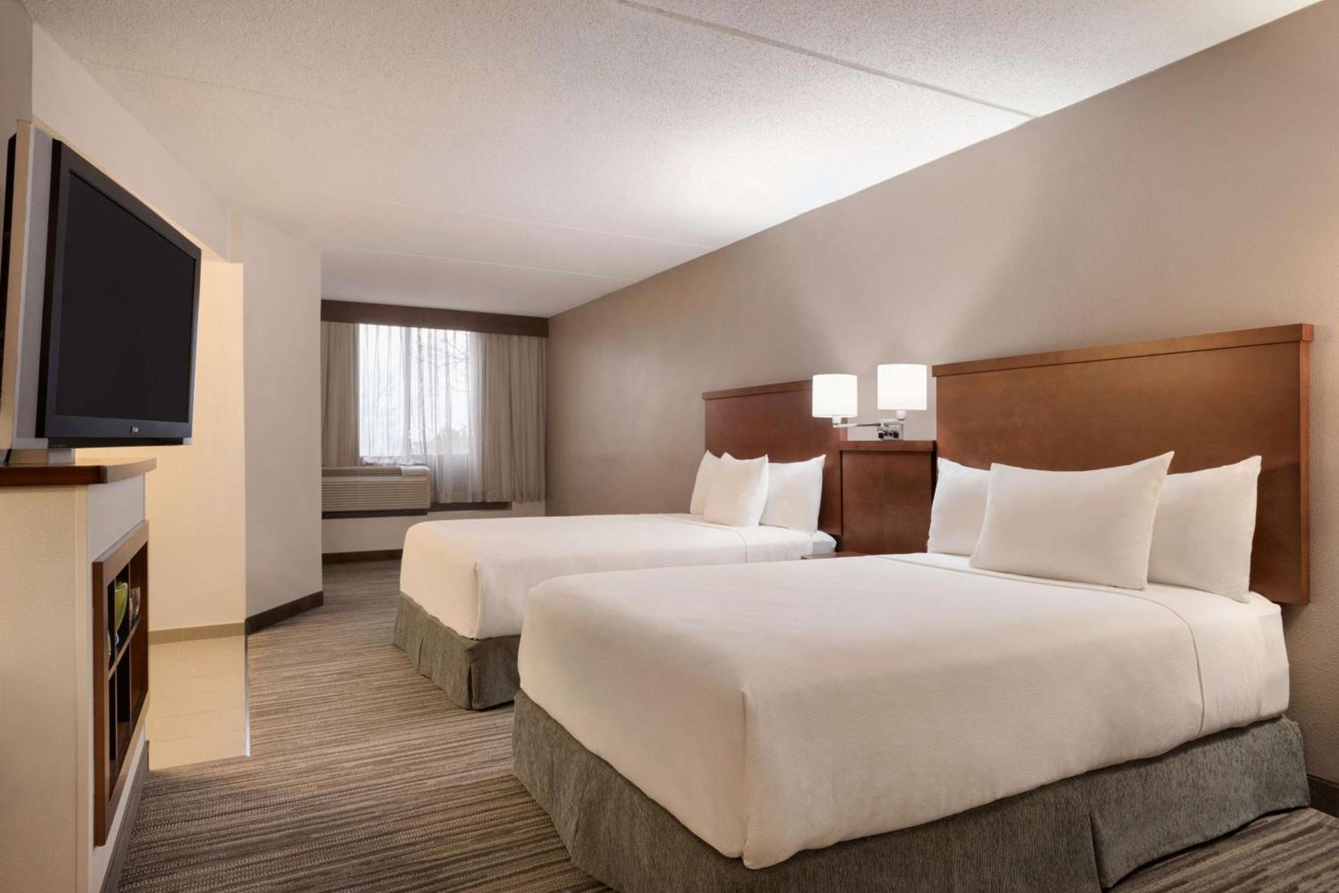 Hyatt Place Chicago Schaumburg photo 2