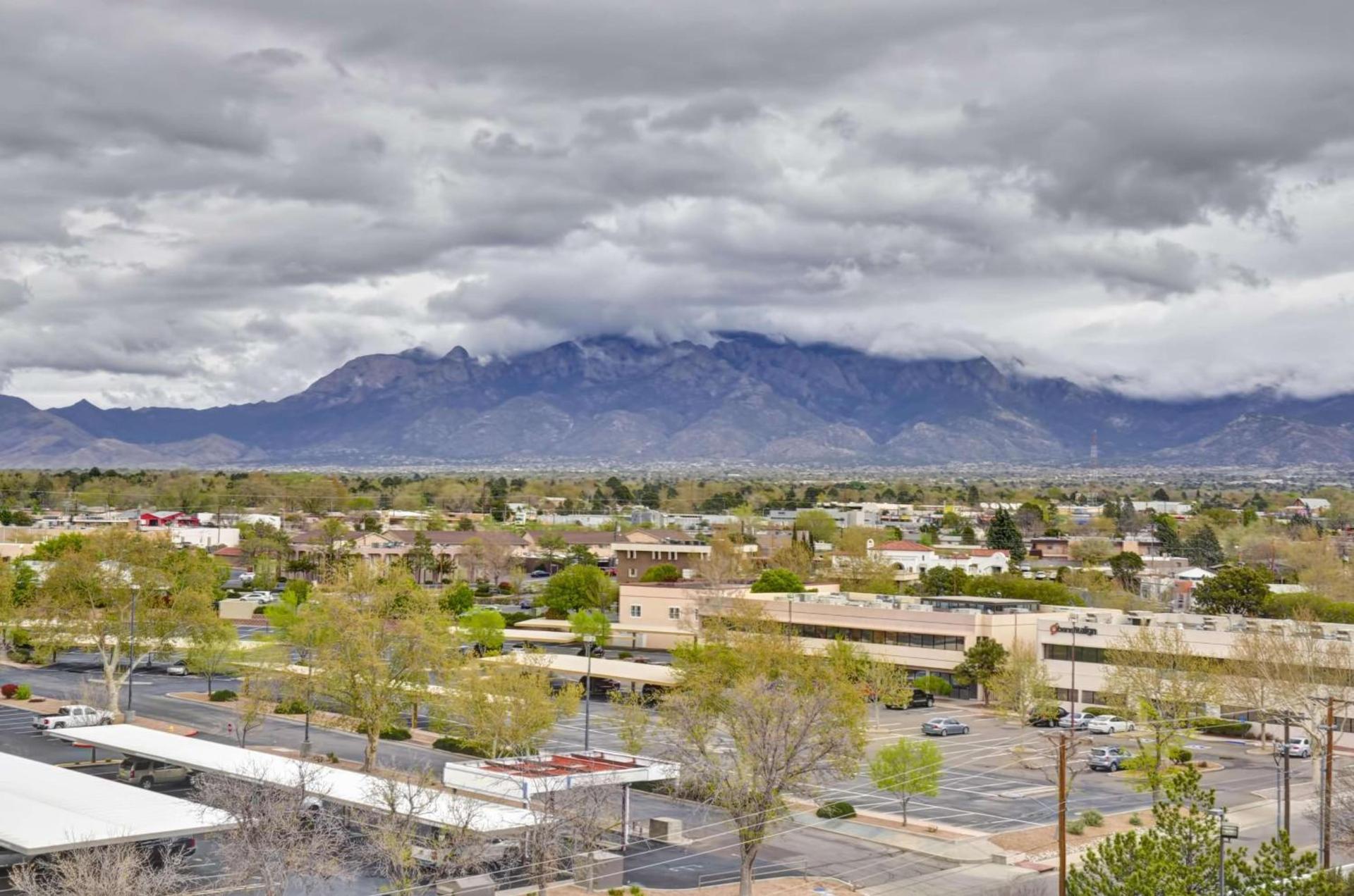Hyatt Place Albuquerque Uptown photo 11