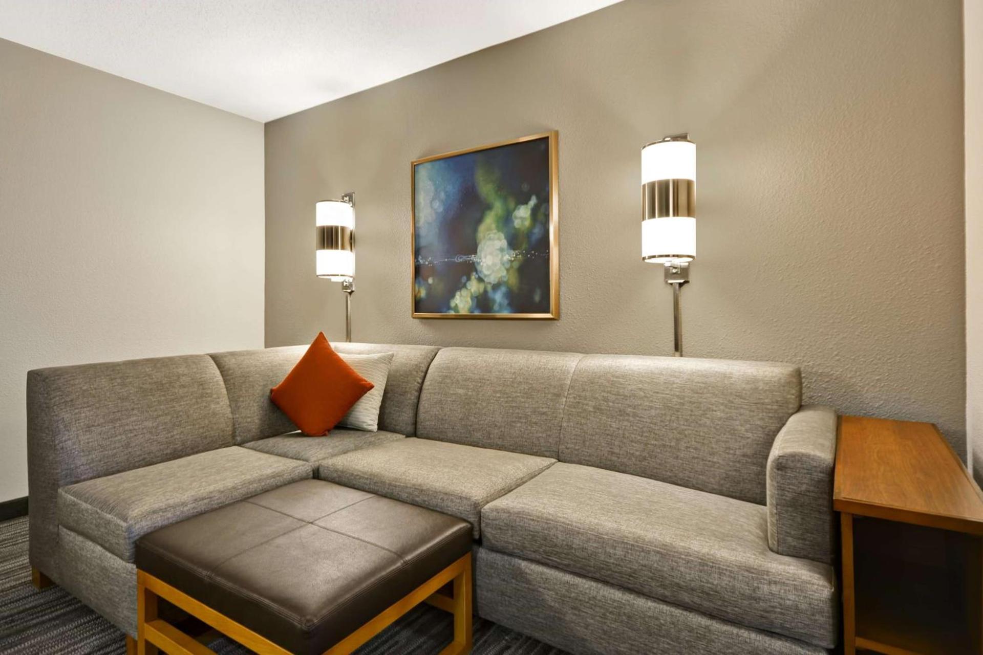 Hyatt Place Columbus Worthington photo 4