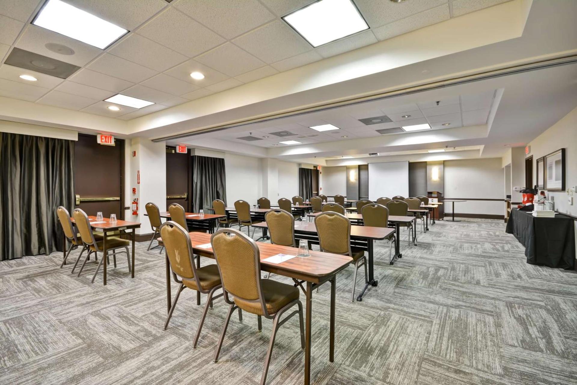 Hyatt Place Kansas City/Overland Park/Metcalf photo 17